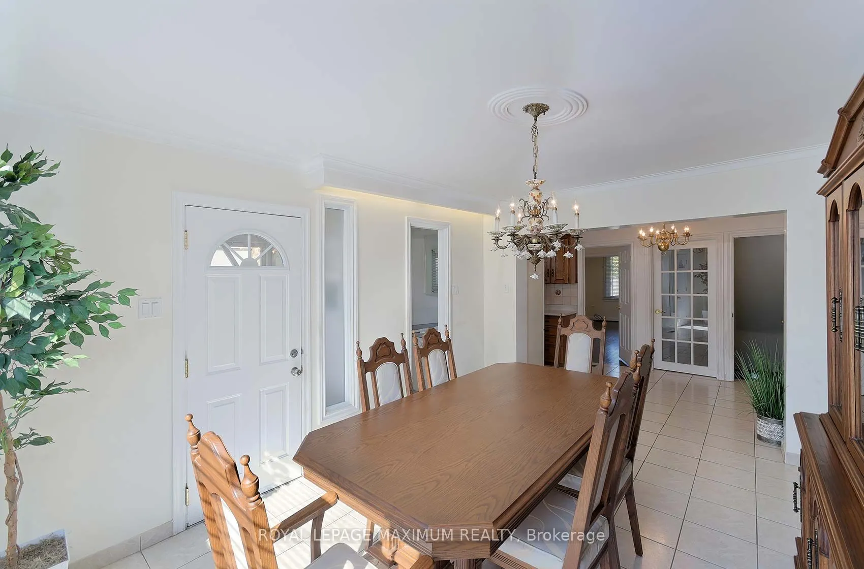 245 Belgravia Avenue