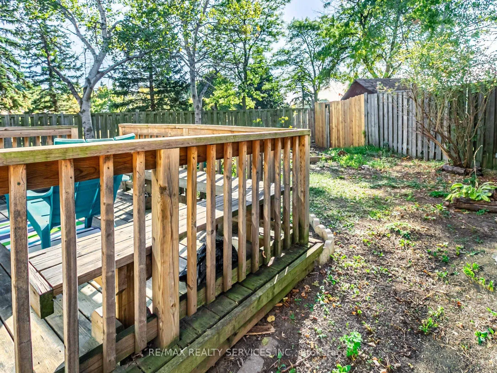 13 Gold Pine Court