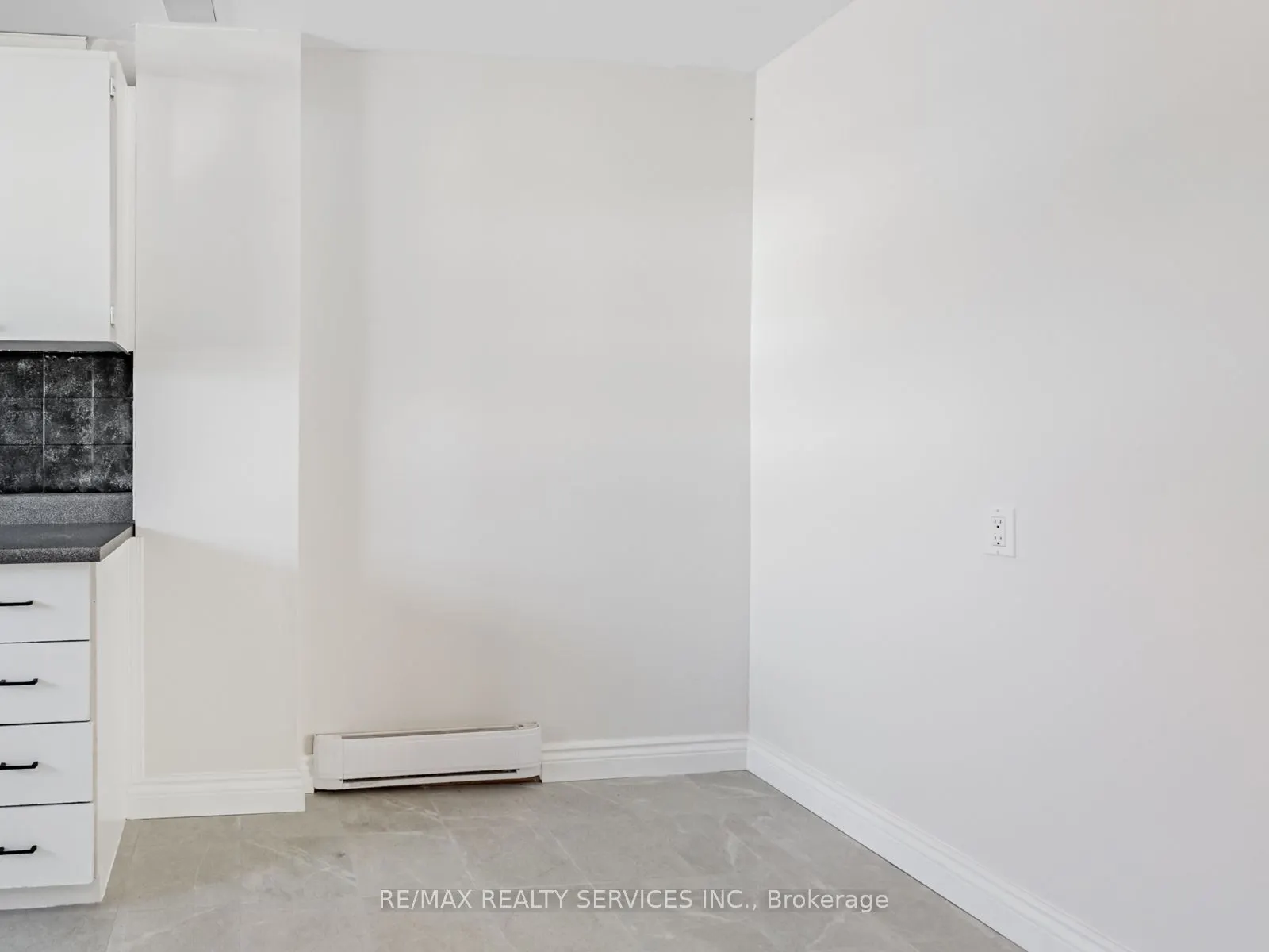 13 Gold Pine Court