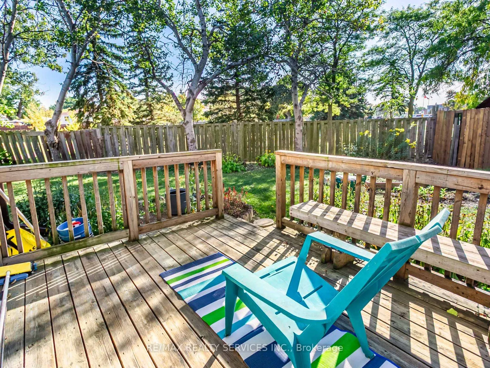13 Gold Pine Court