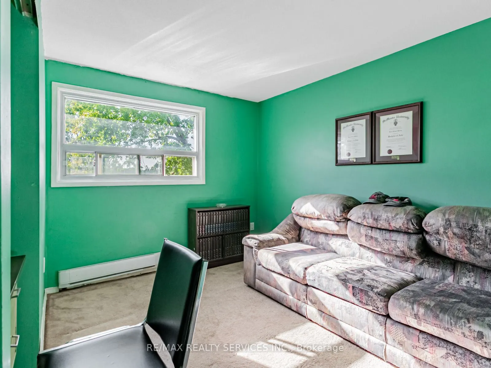13 Gold Pine Court