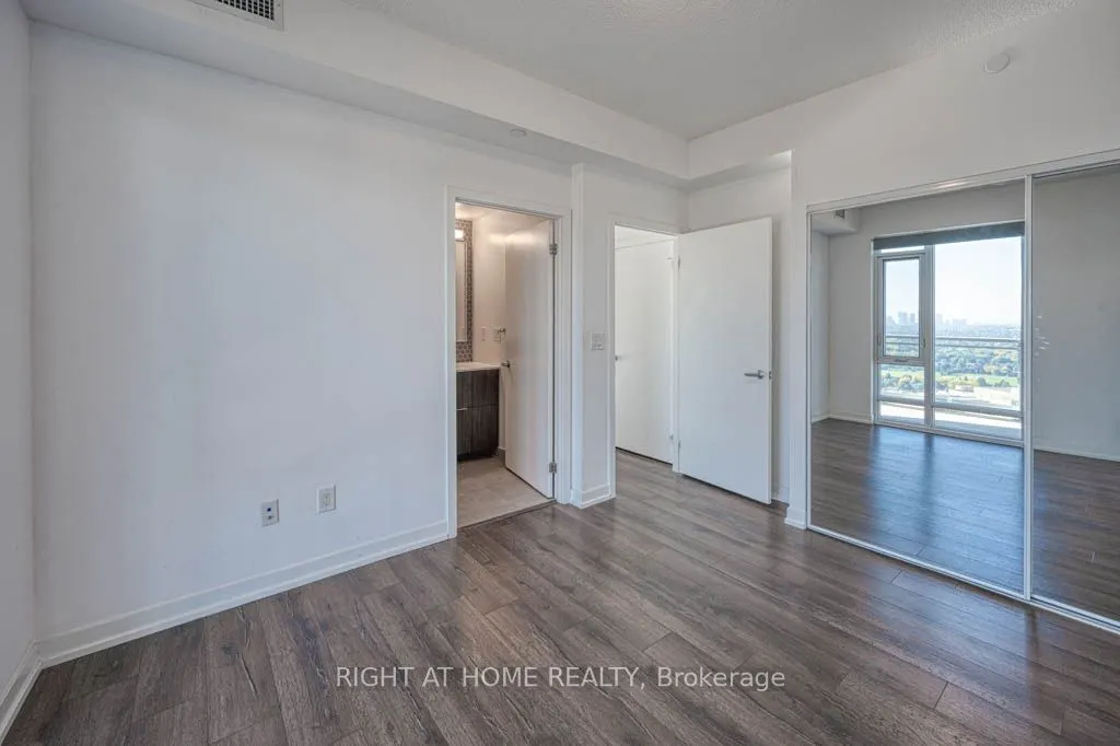 2520 Eglinton Avenue W, #1615