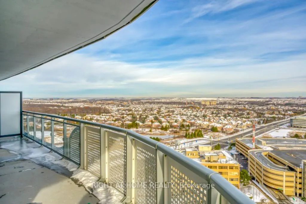 2520 Eglinton Avenue W, #1615