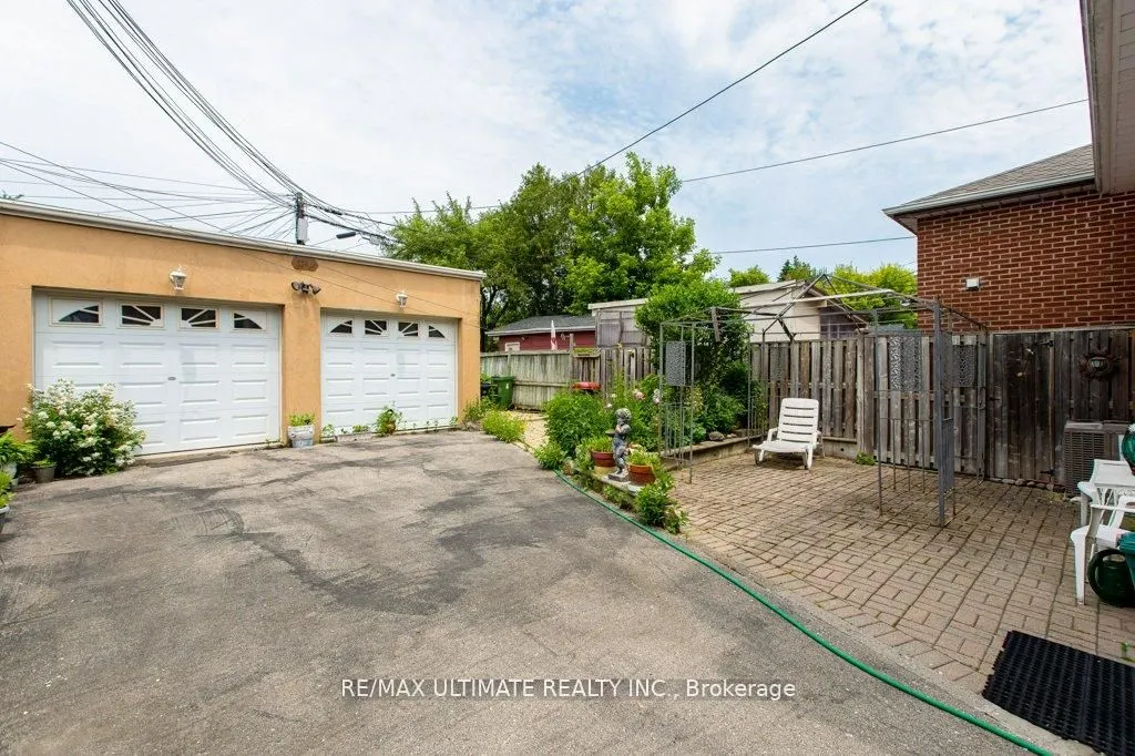 110 Aileen Avenue