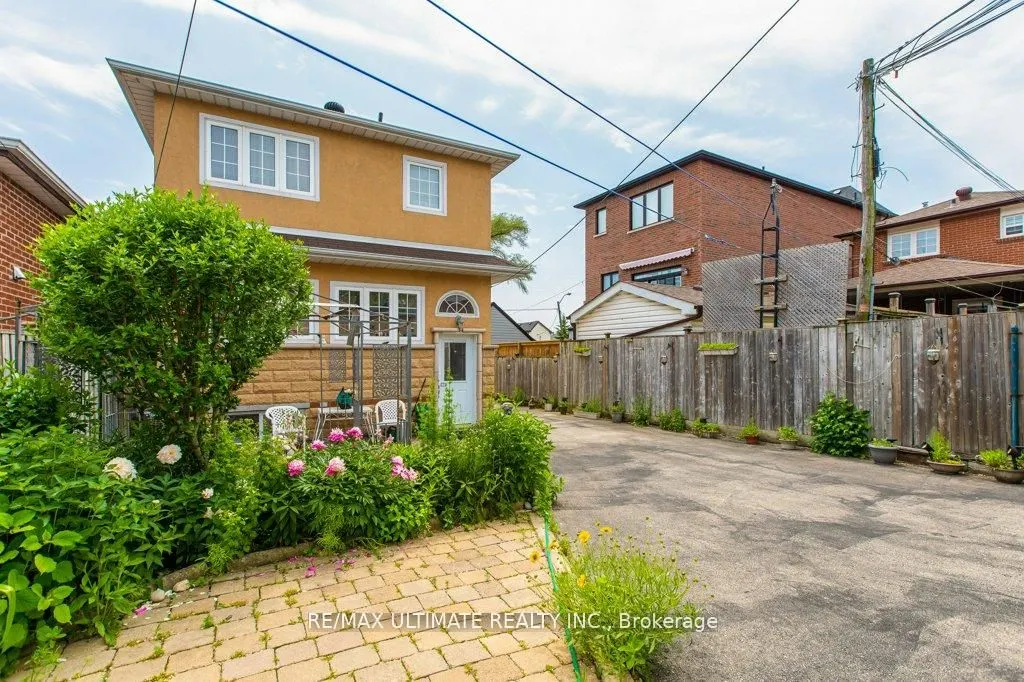 110 Aileen Avenue