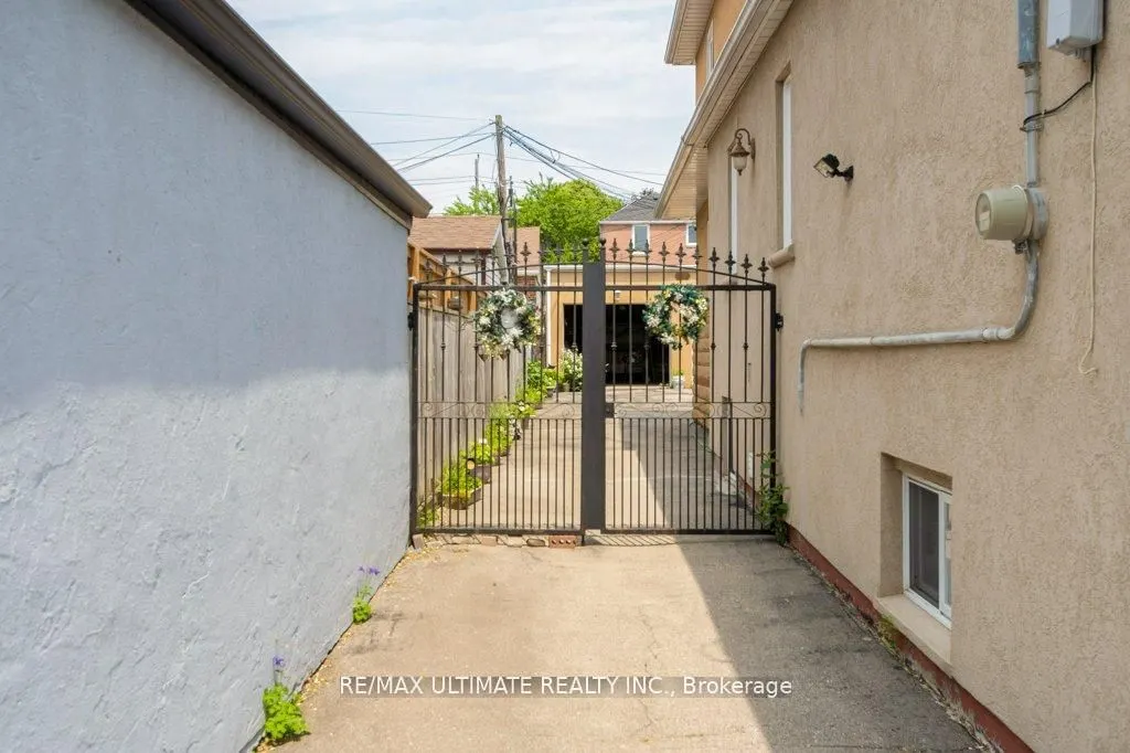 110 Aileen Avenue