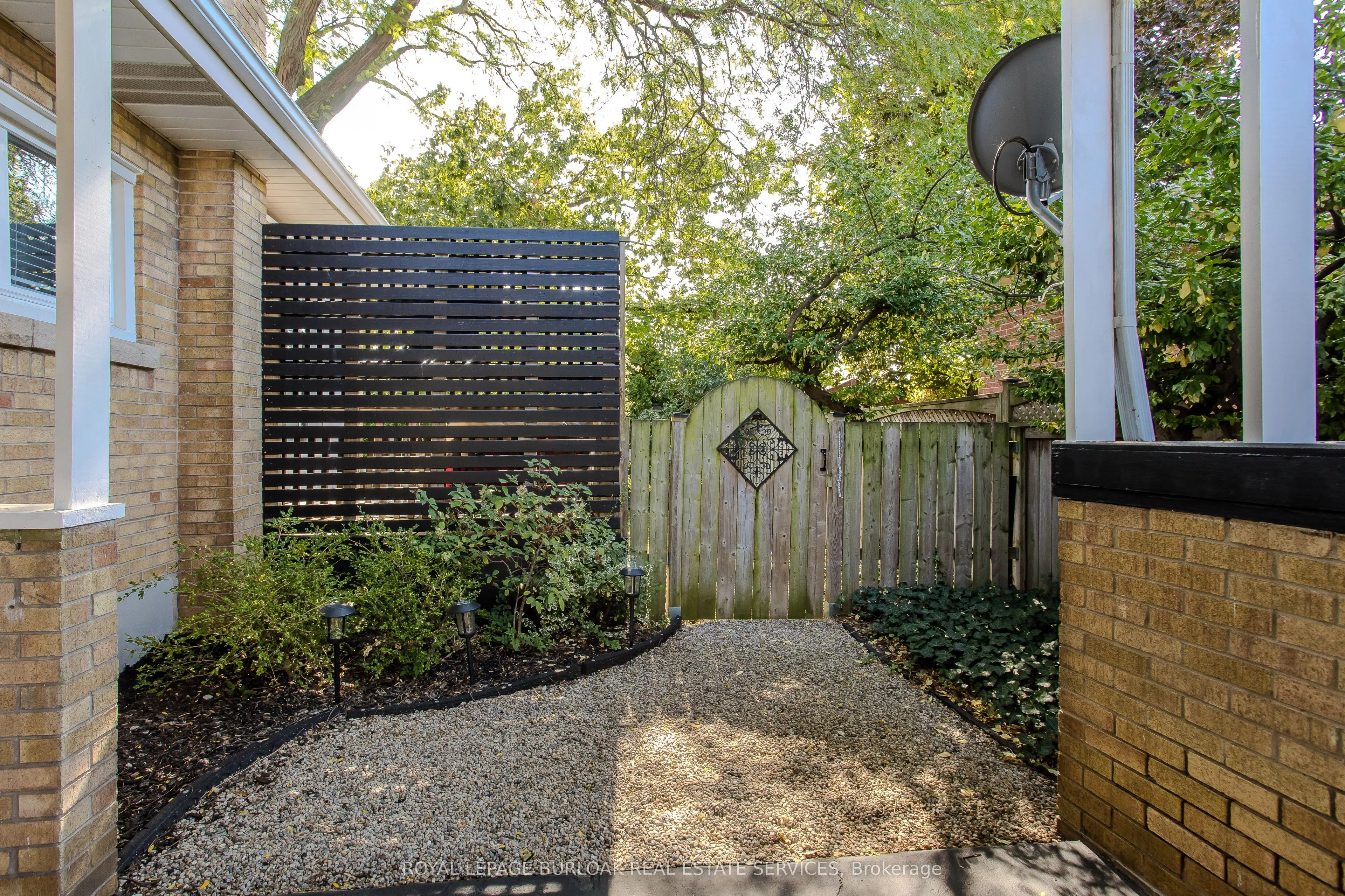 1420 Alfred Crescent