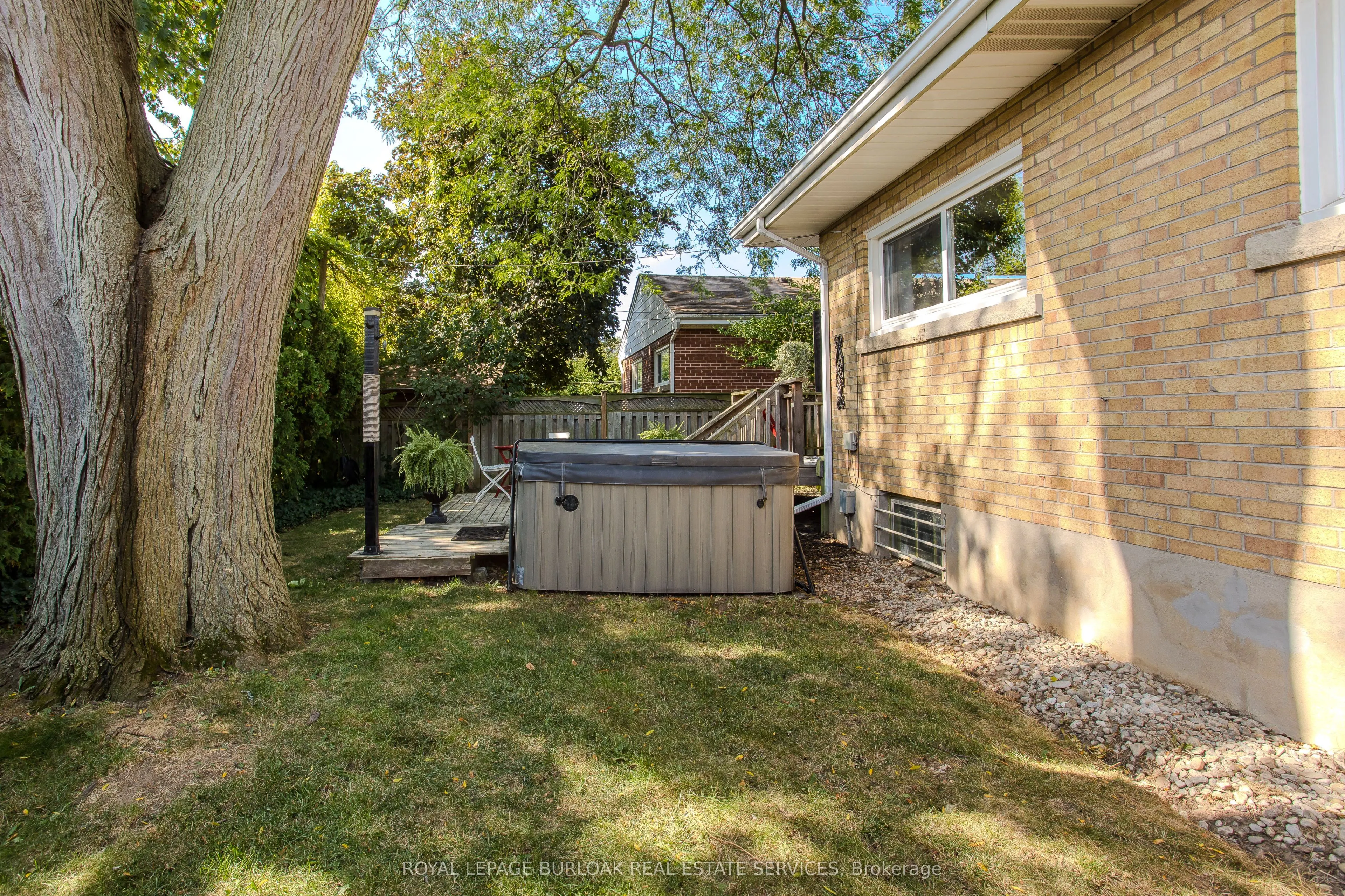 1420 Alfred Crescent