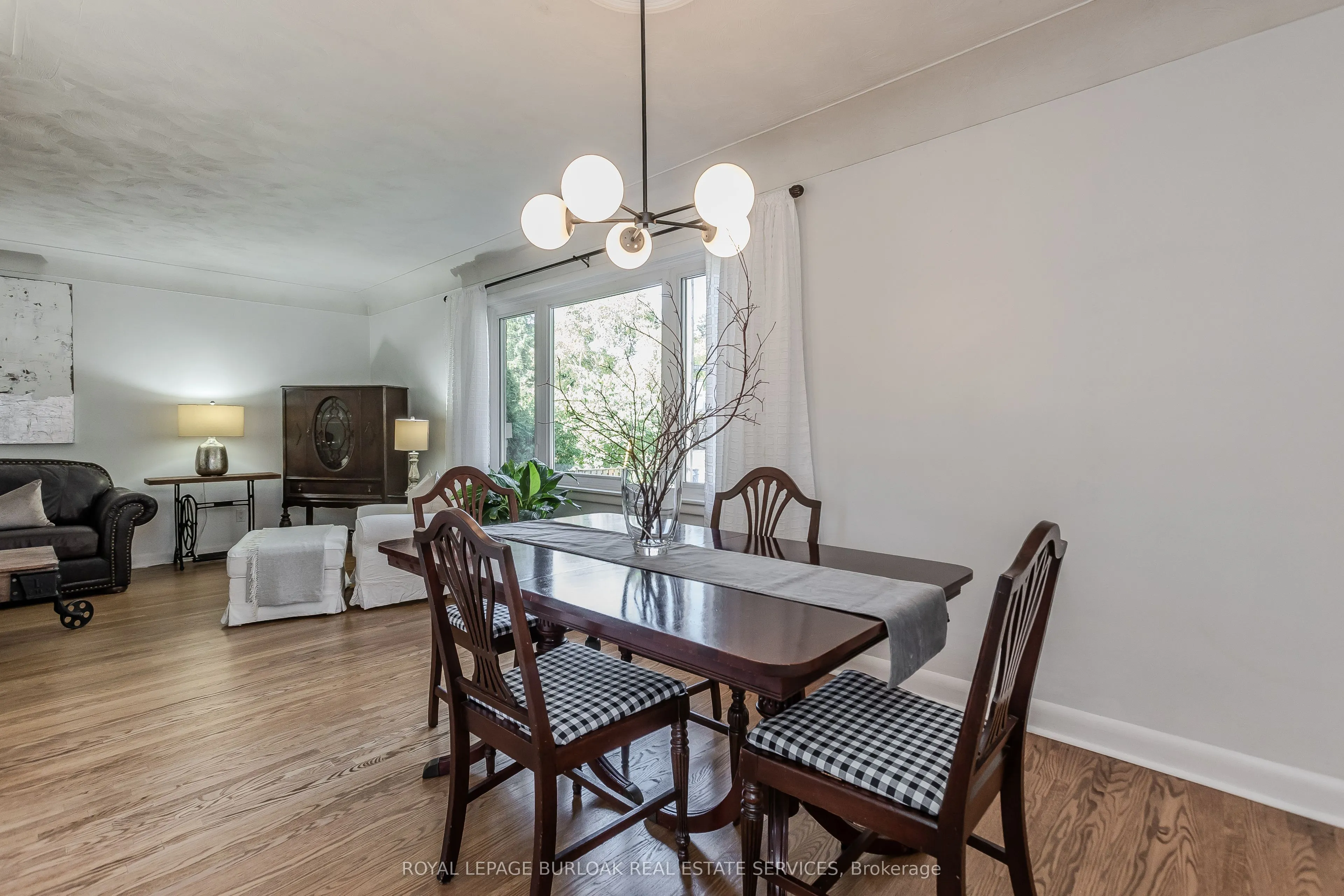 1420 Alfred Crescent