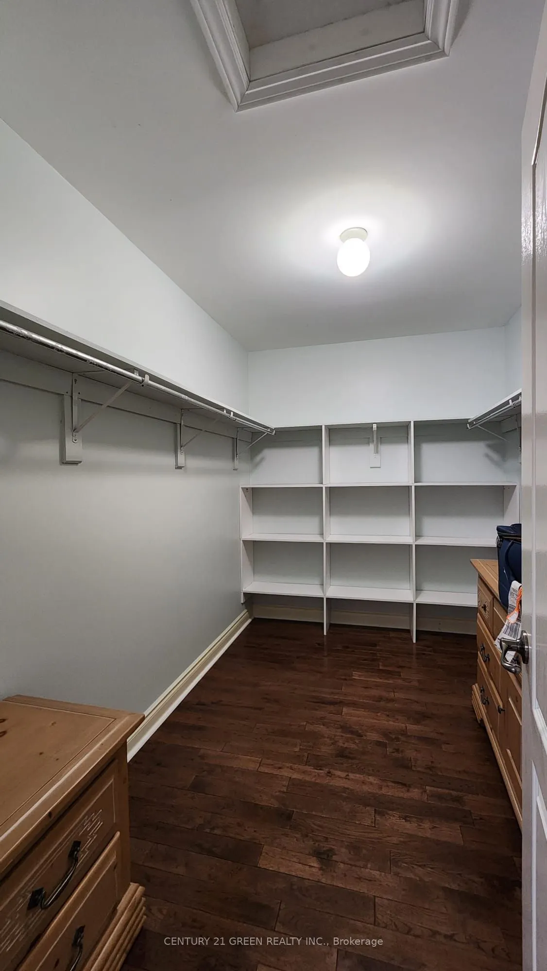 68 River Rock Crescent, #UPPER PORTION