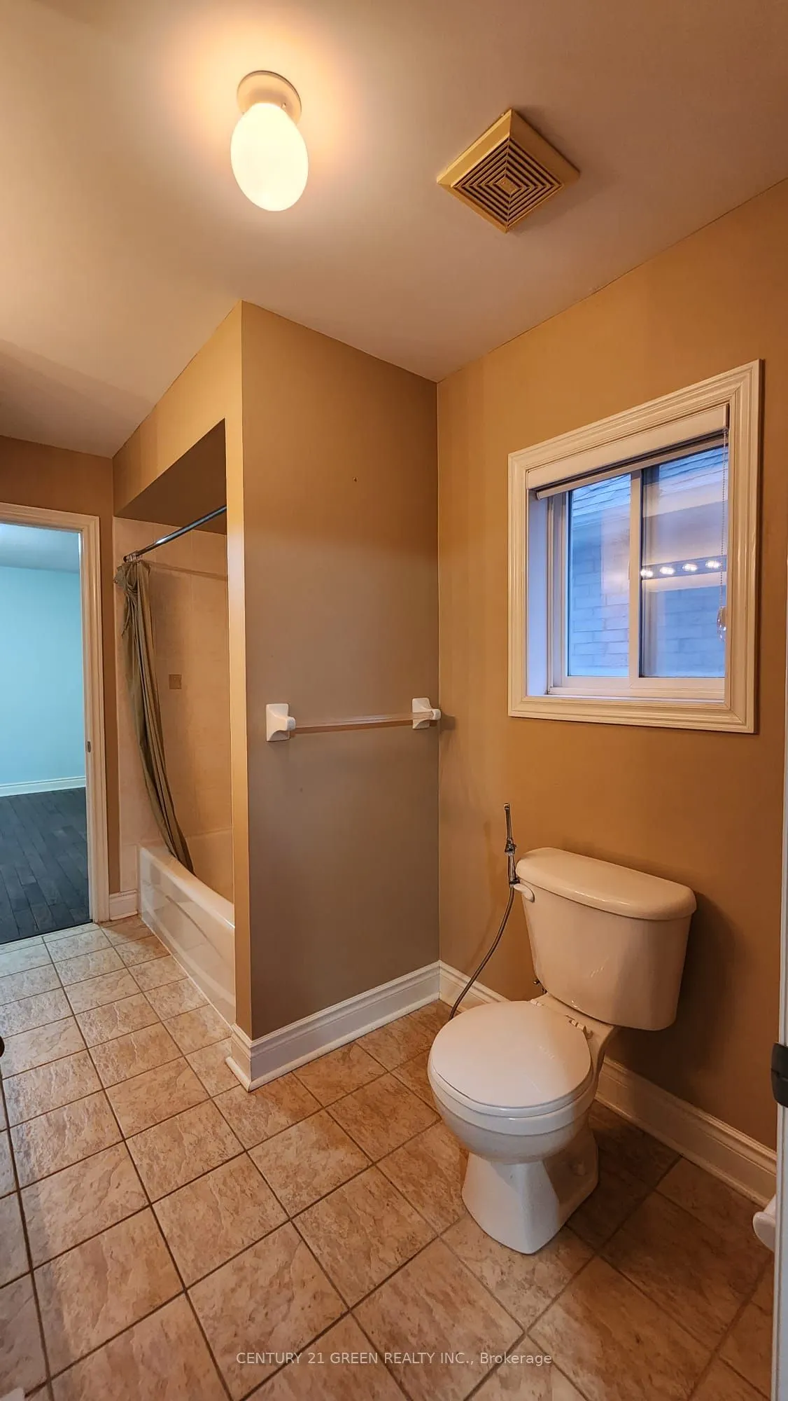 68 River Rock Crescent, #UPPER PORTION