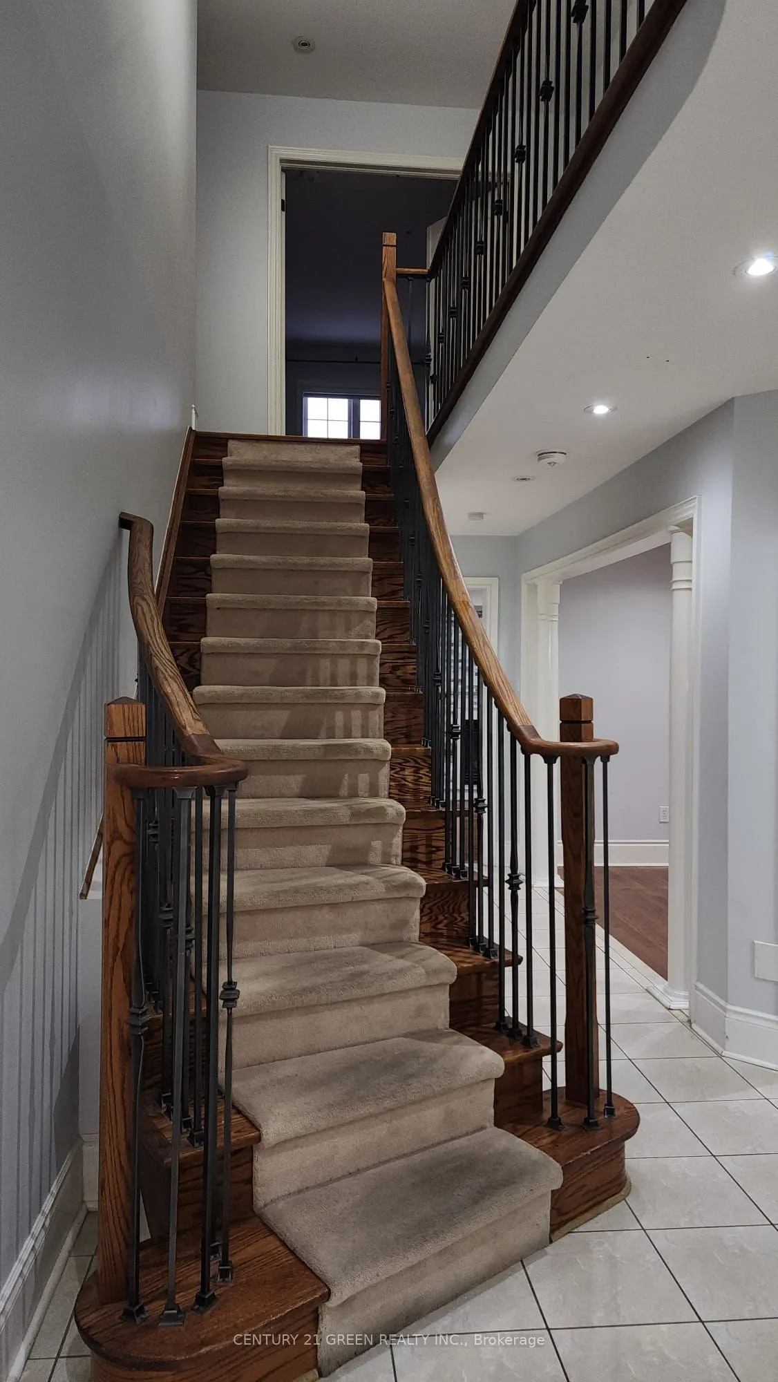 68 River Rock Crescent, #UPPER PORTION