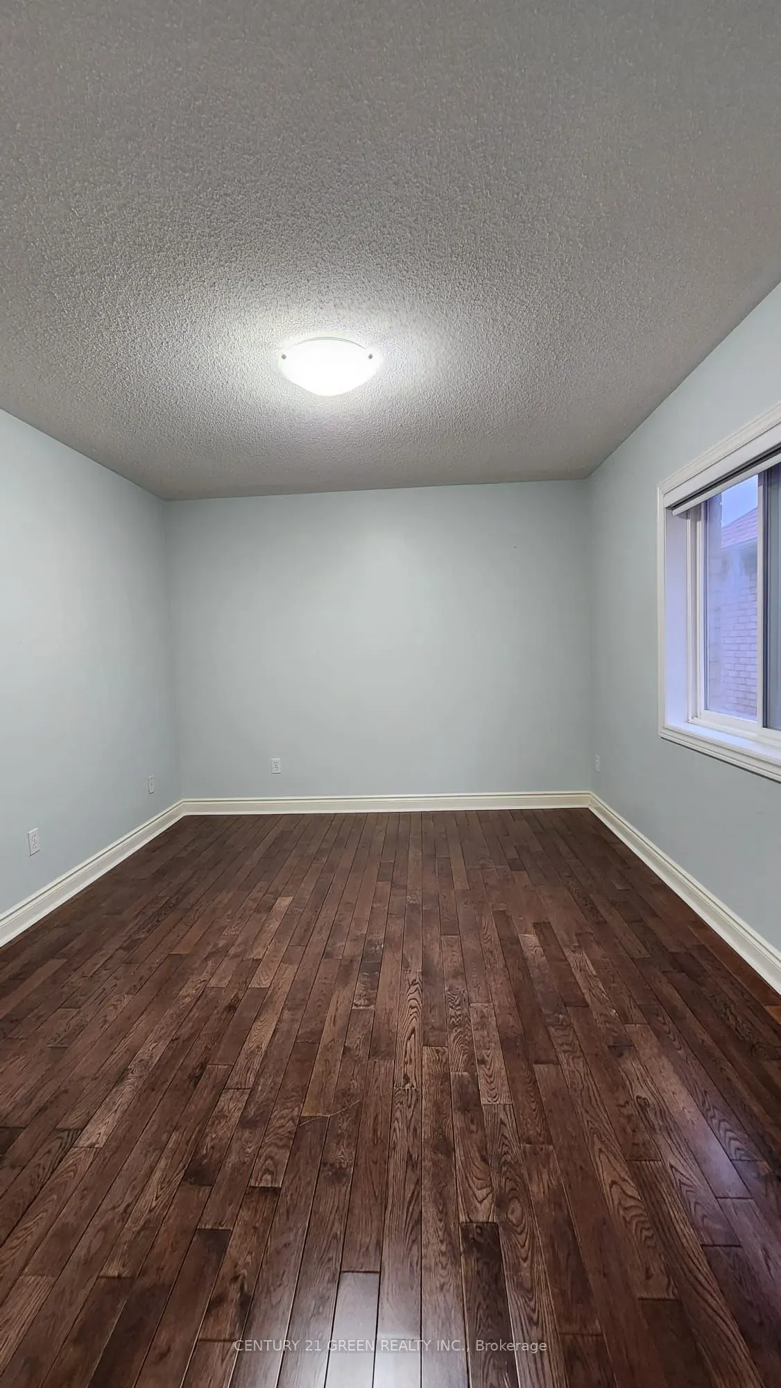 68 River Rock Crescent, #UPPER PORTION