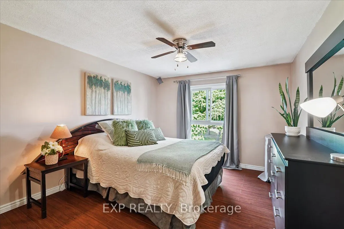 65 Greenwich Circle, #124