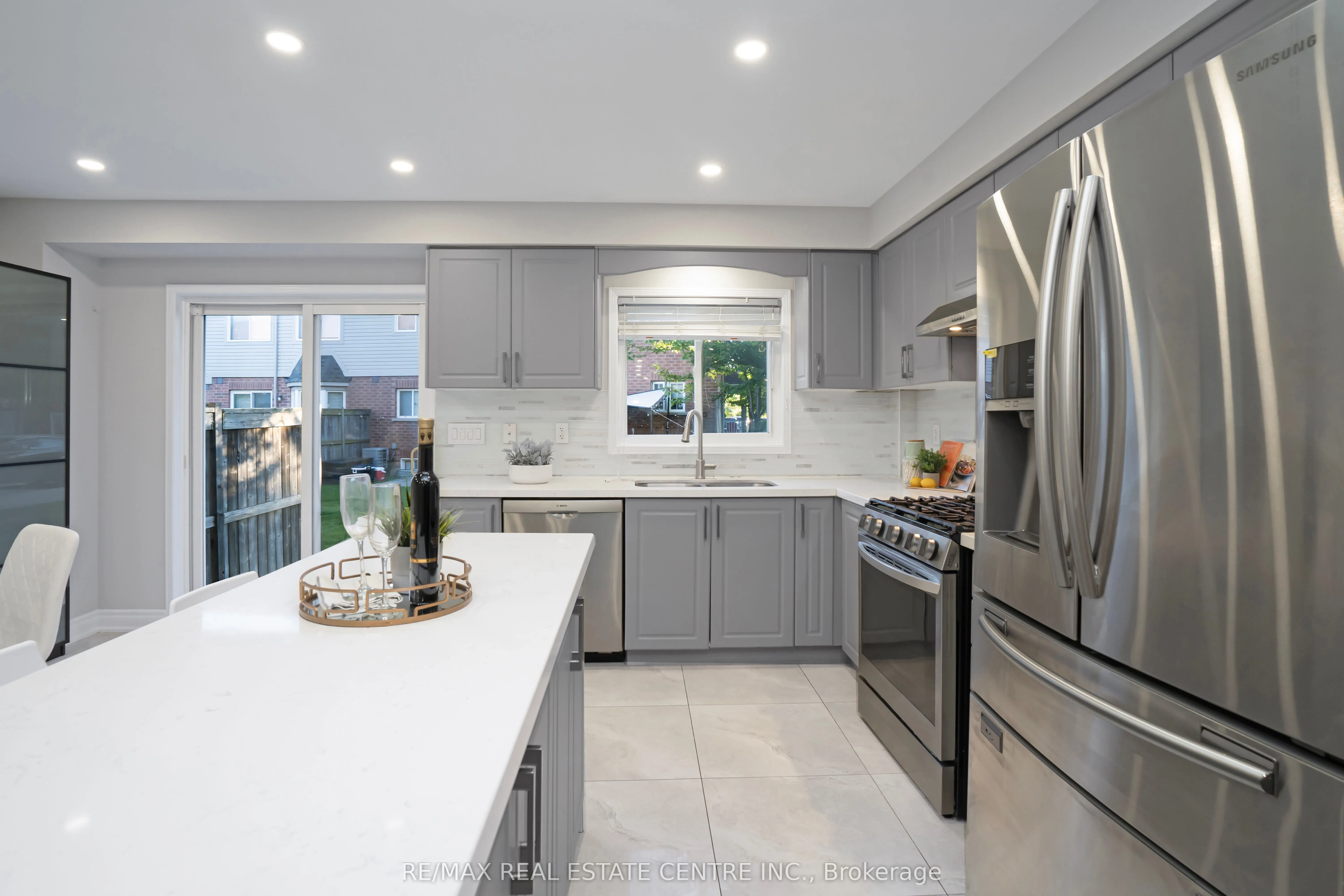 5255 Palmetto Place, #165
