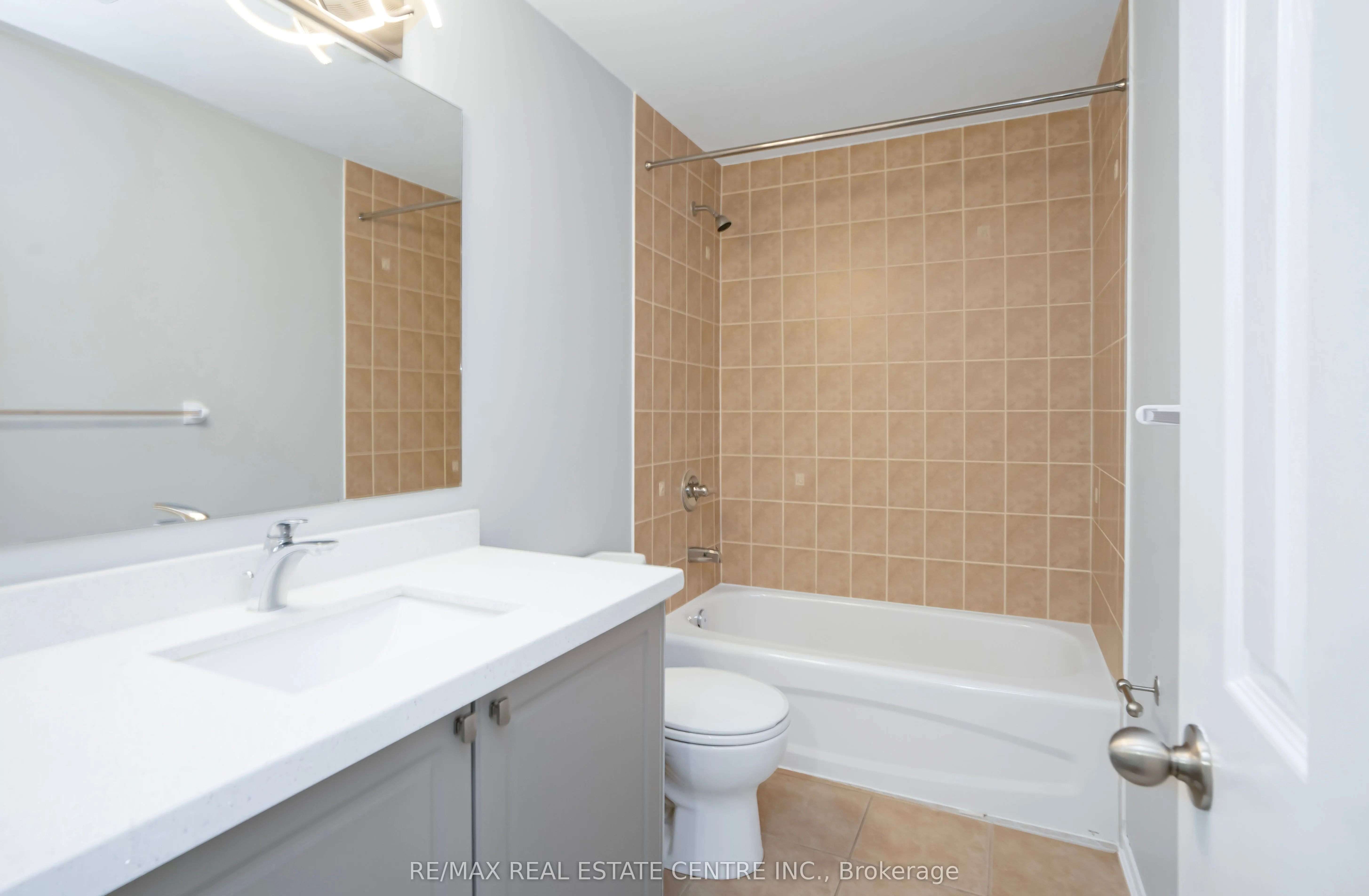 5255 Palmetto Place, #165