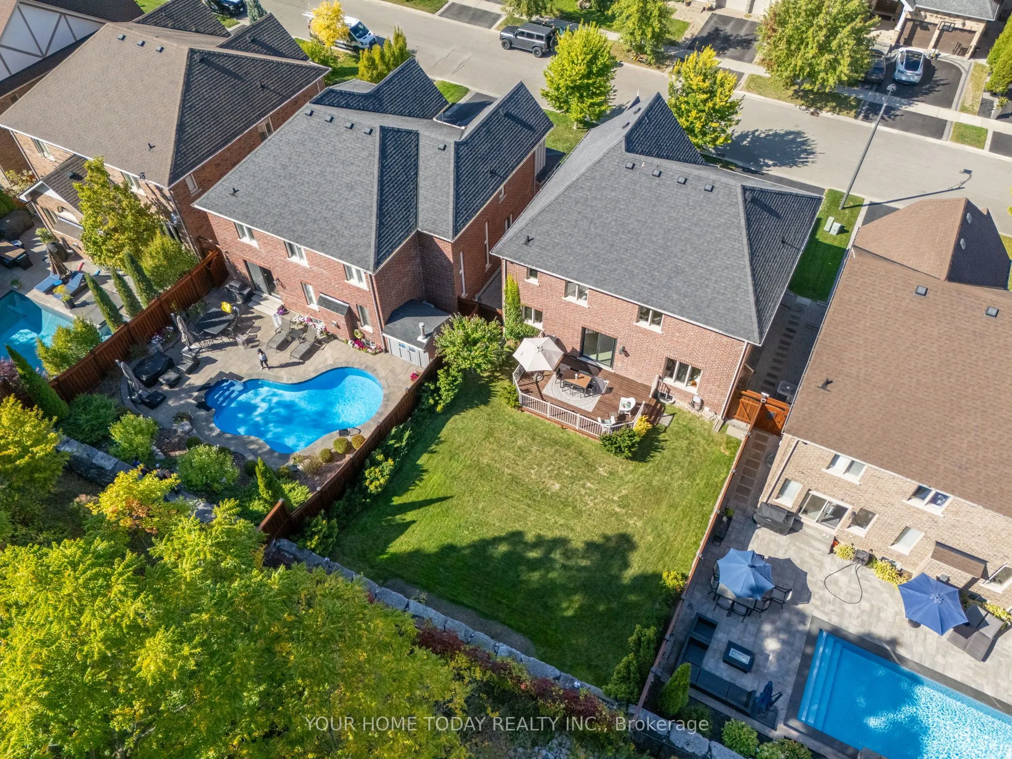 94 Foxtail Court
