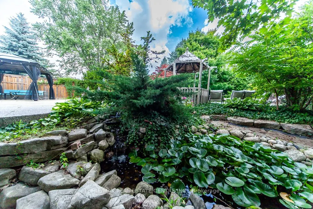 6901 Early Settler Row