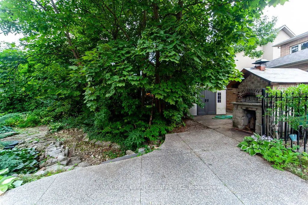 6901 Early Settler Row