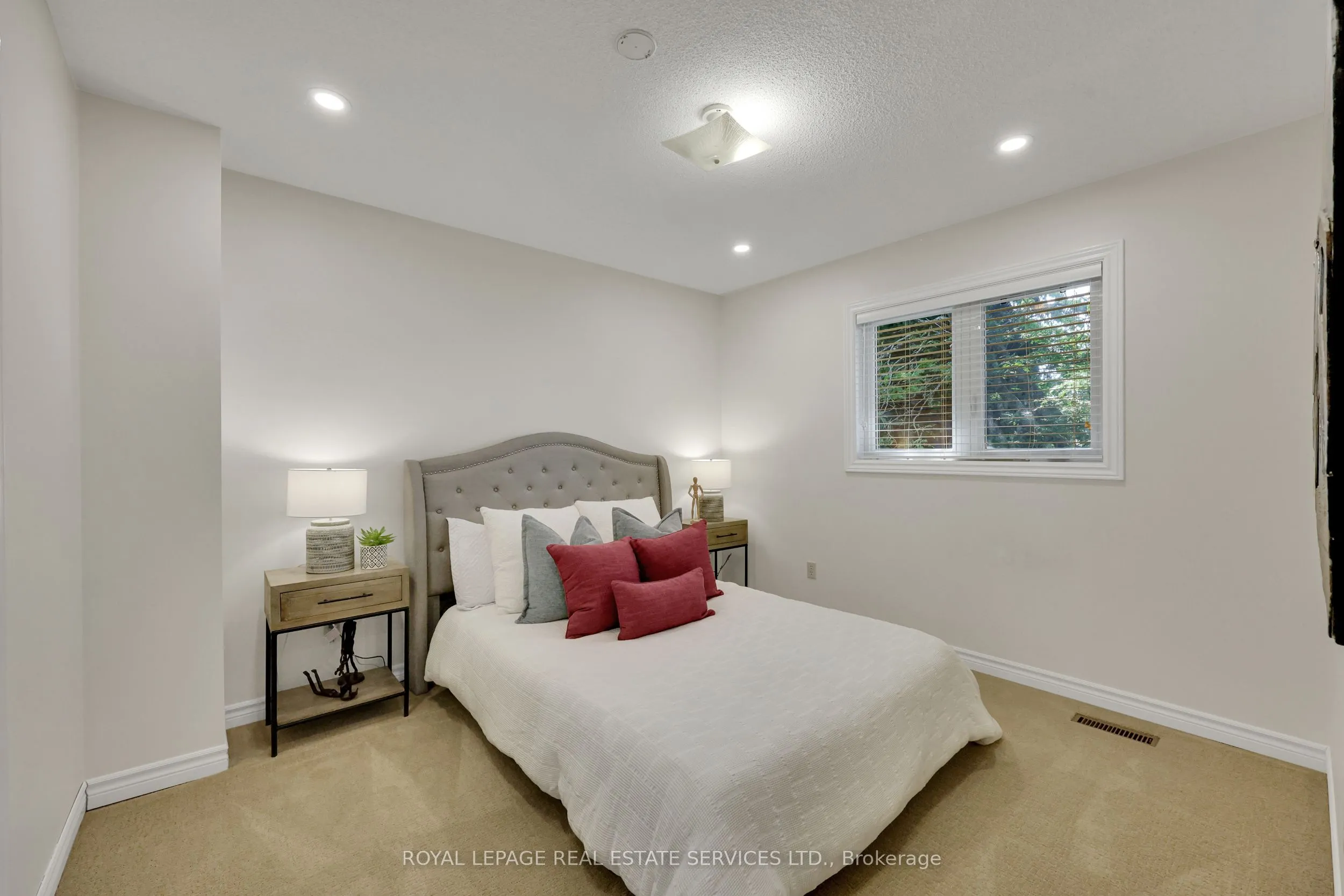 1062 Glenbrook Avenue