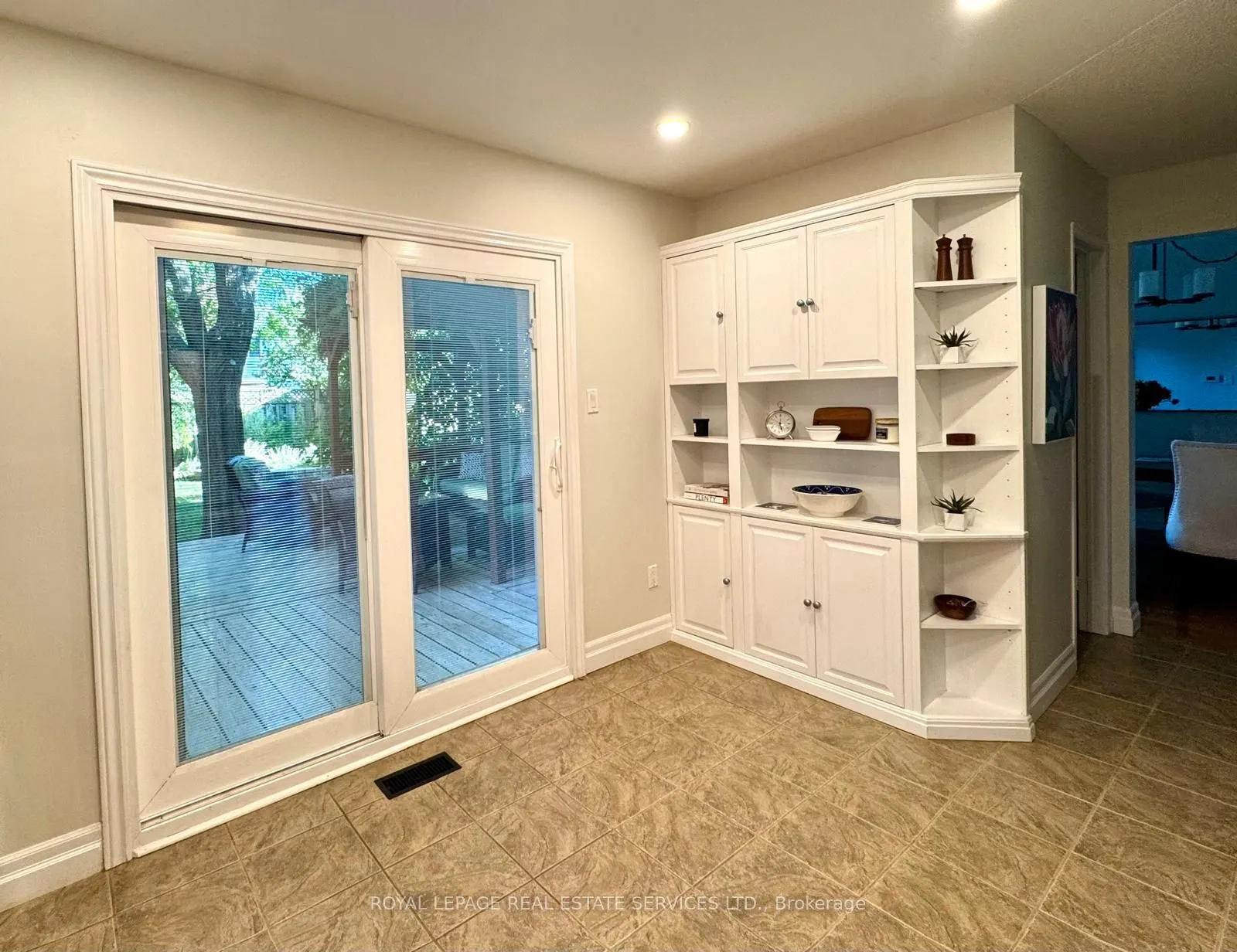 1062 Glenbrook Avenue