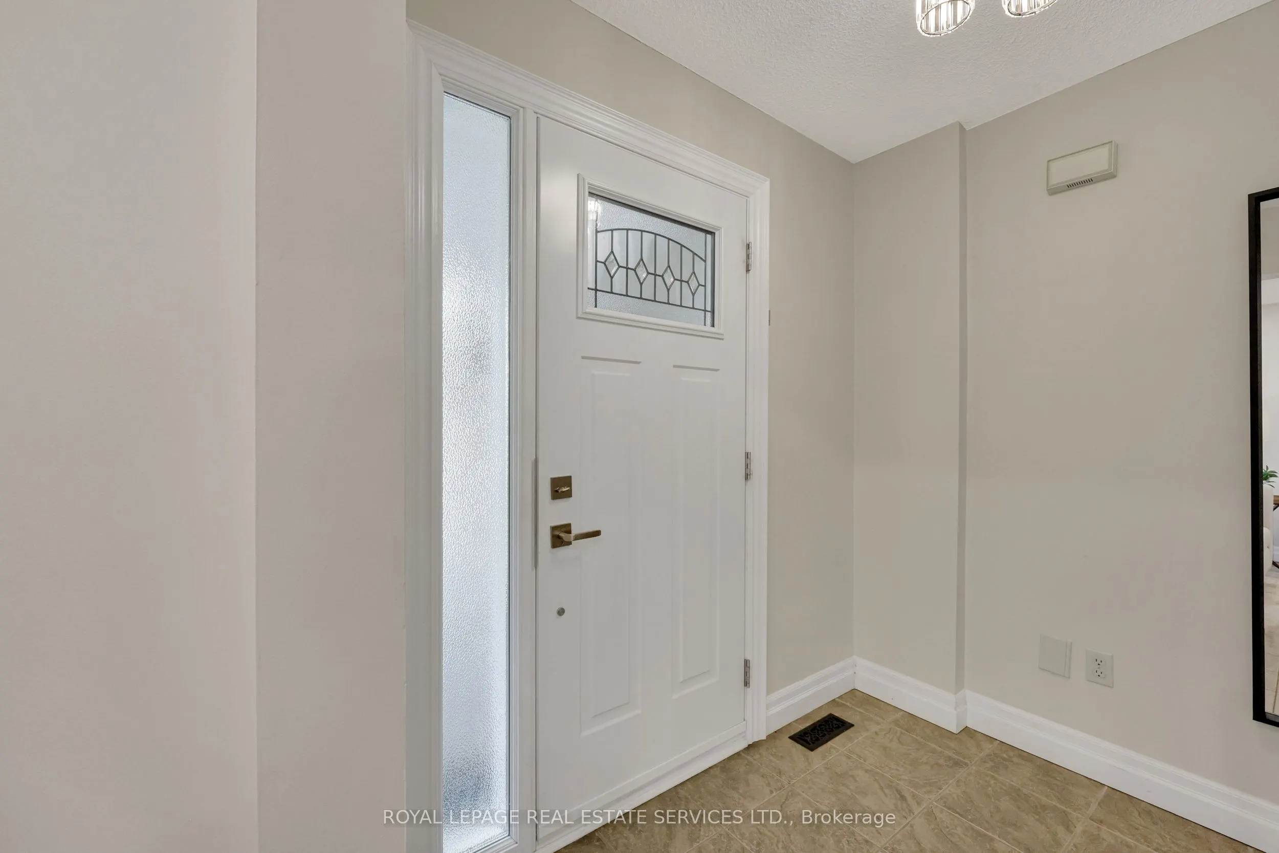 1062 Glenbrook Avenue