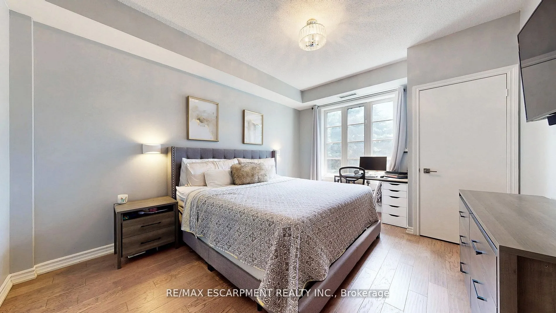 3351 Cawthra Road, #218