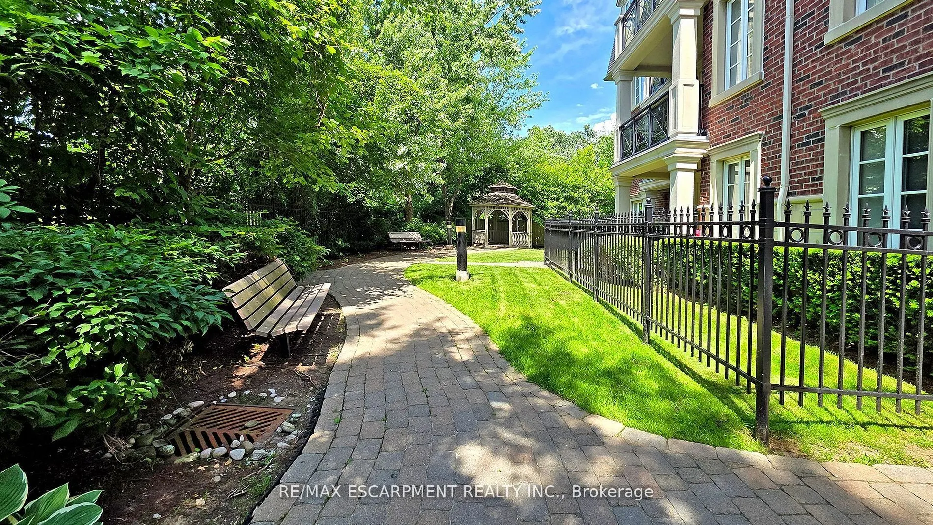 3351 Cawthra Road, #218