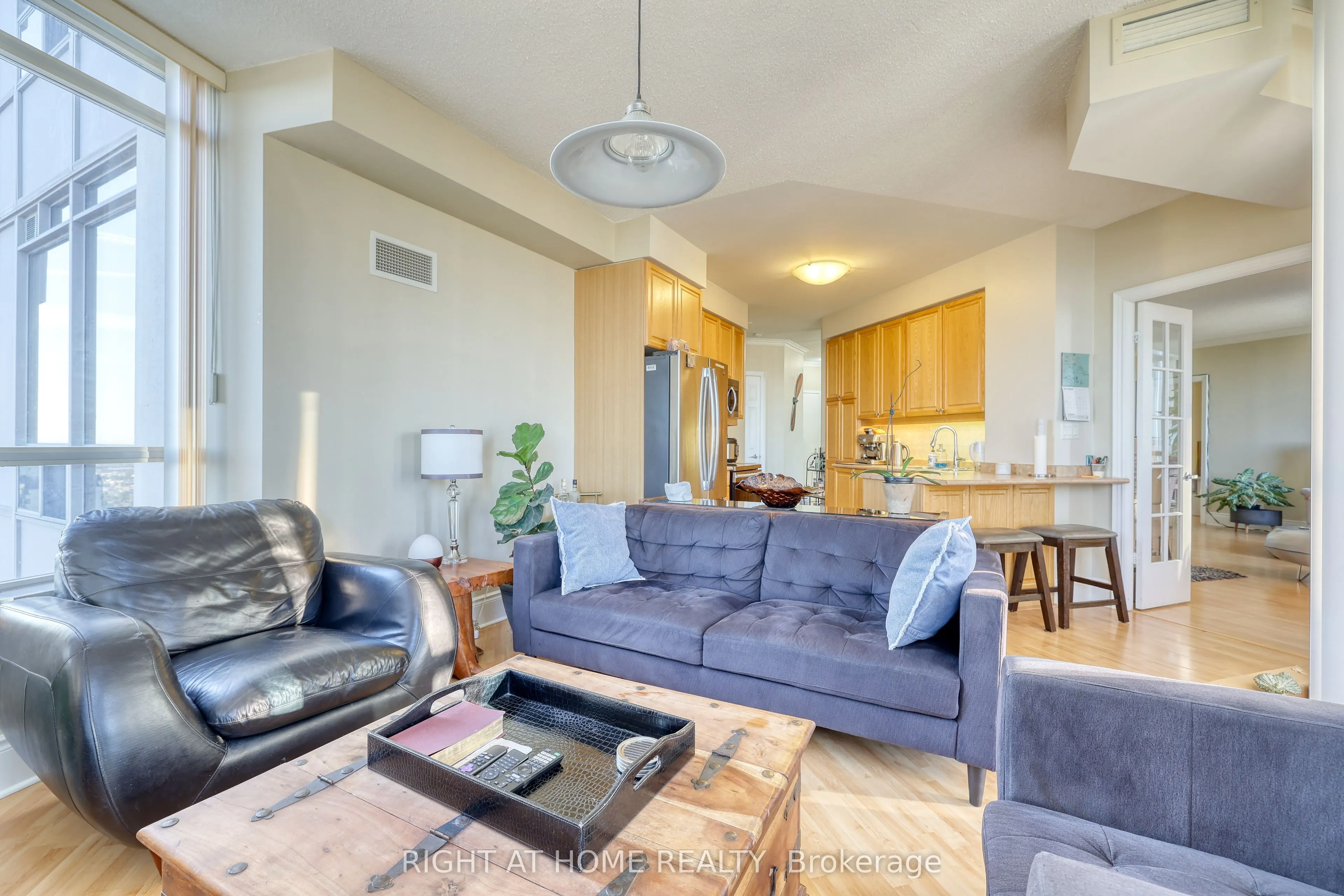 3880 Duke Of York Boulevard, #2807