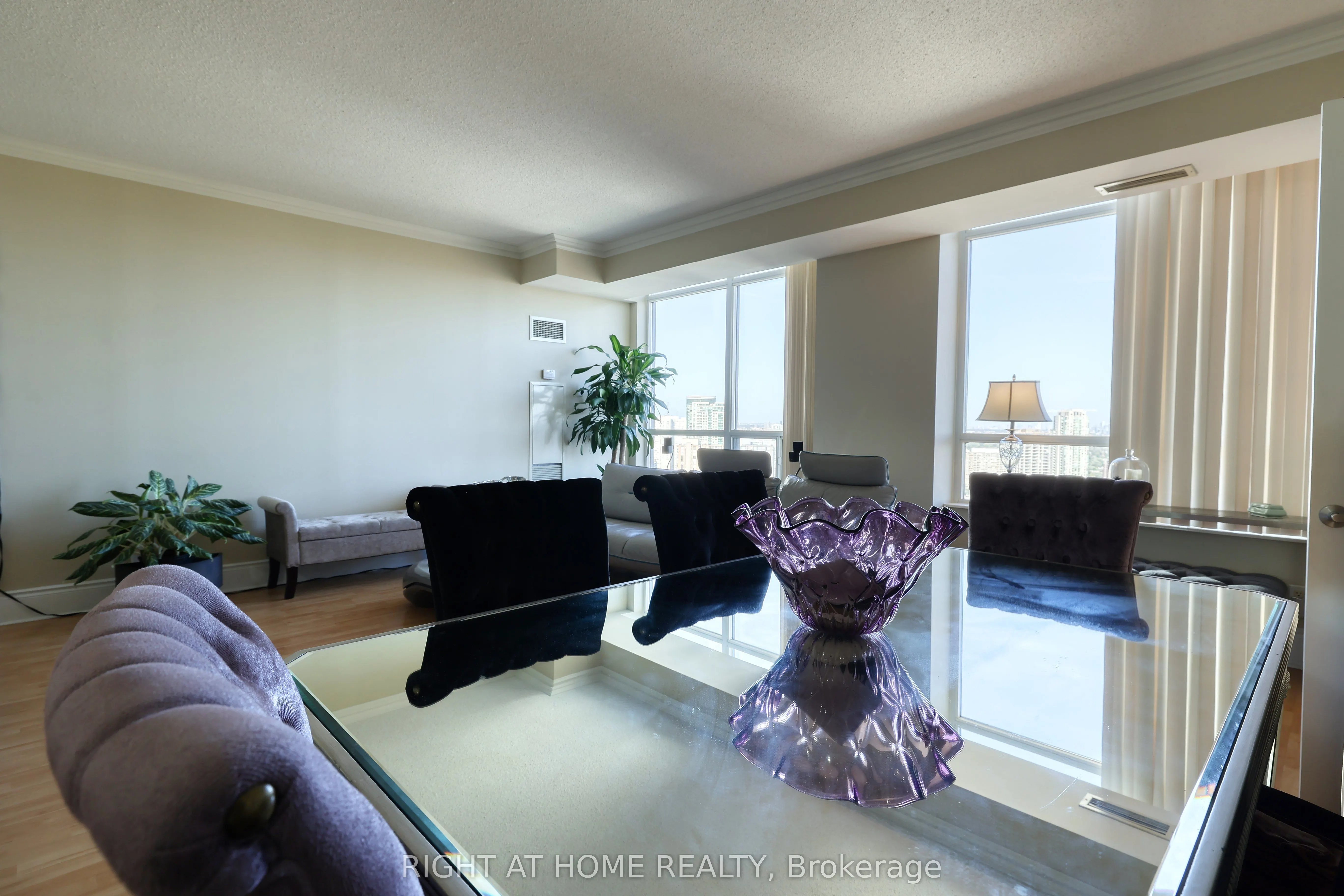 3880 Duke Of York Boulevard, #2807