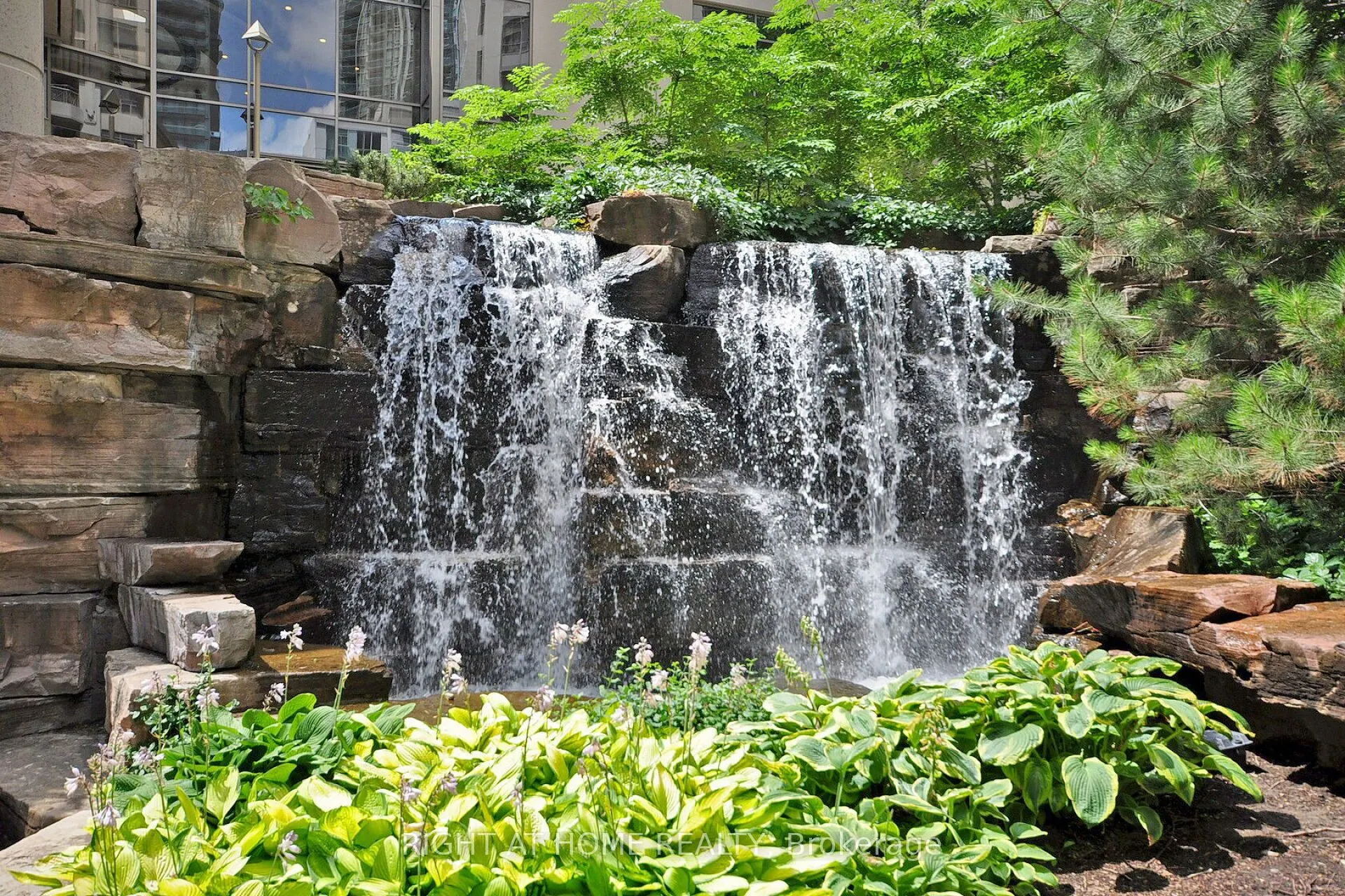 3880 Duke Of York Boulevard, #2807