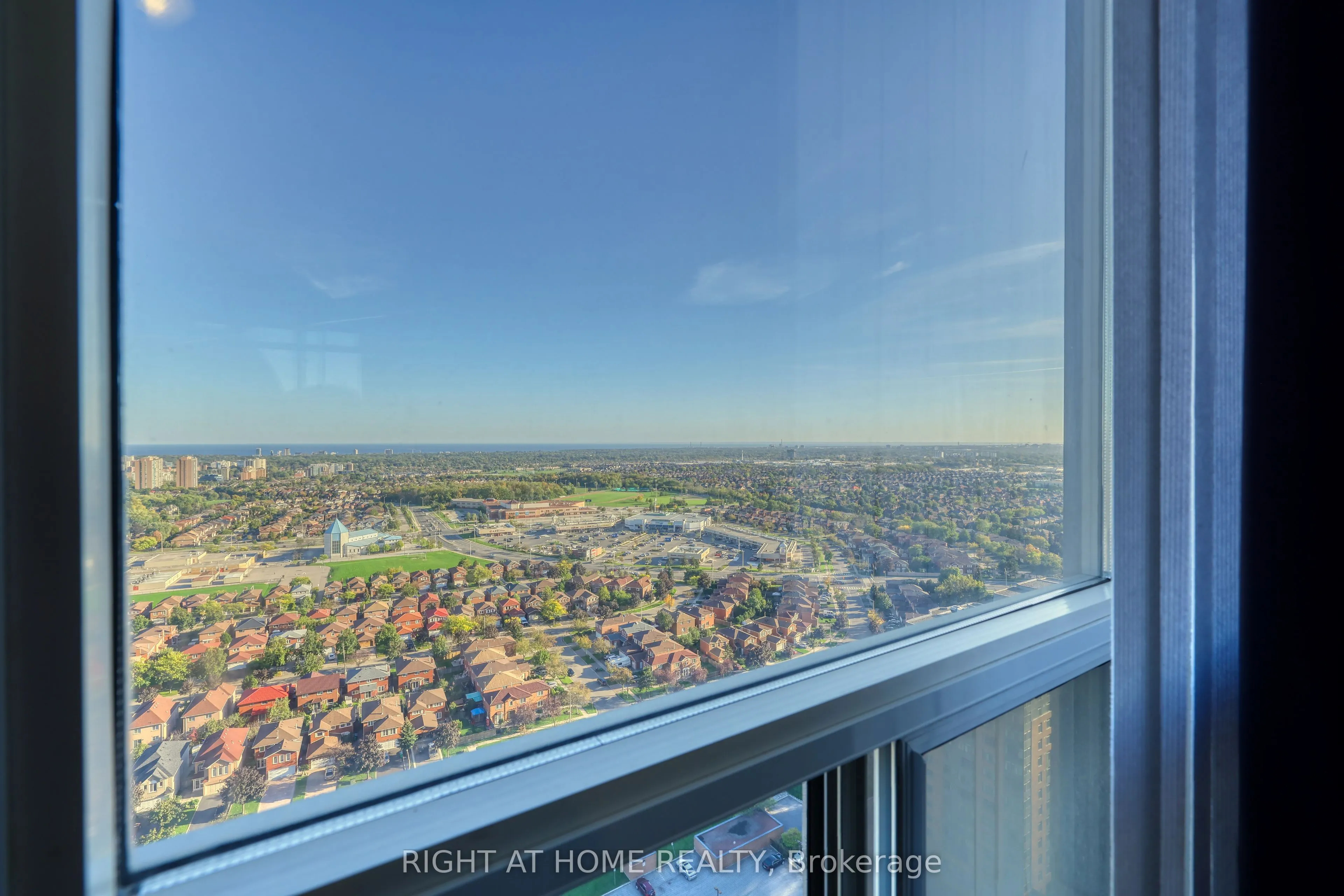 3880 Duke Of York Boulevard, #2807
