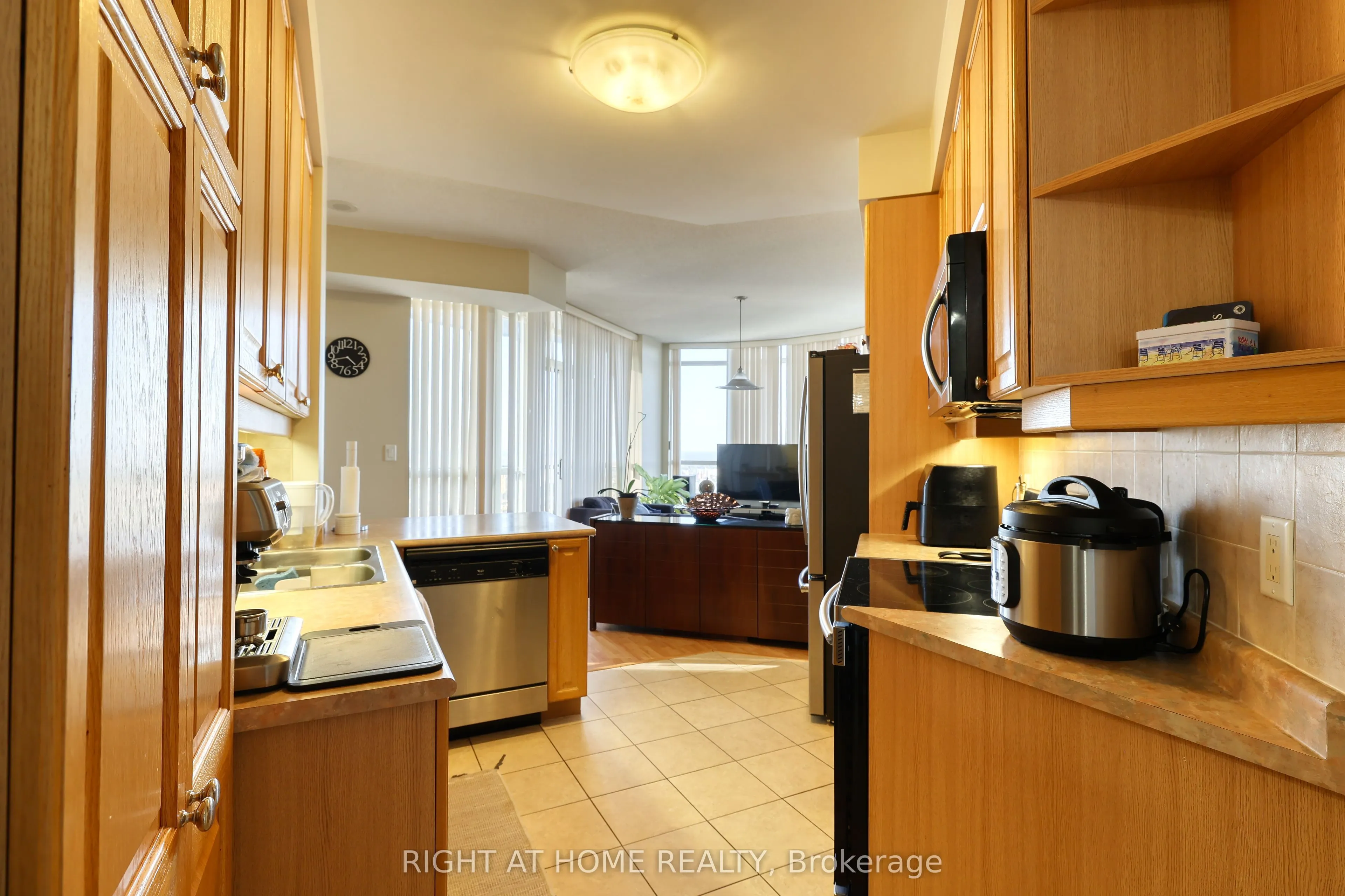 3880 Duke Of York Boulevard, #2807