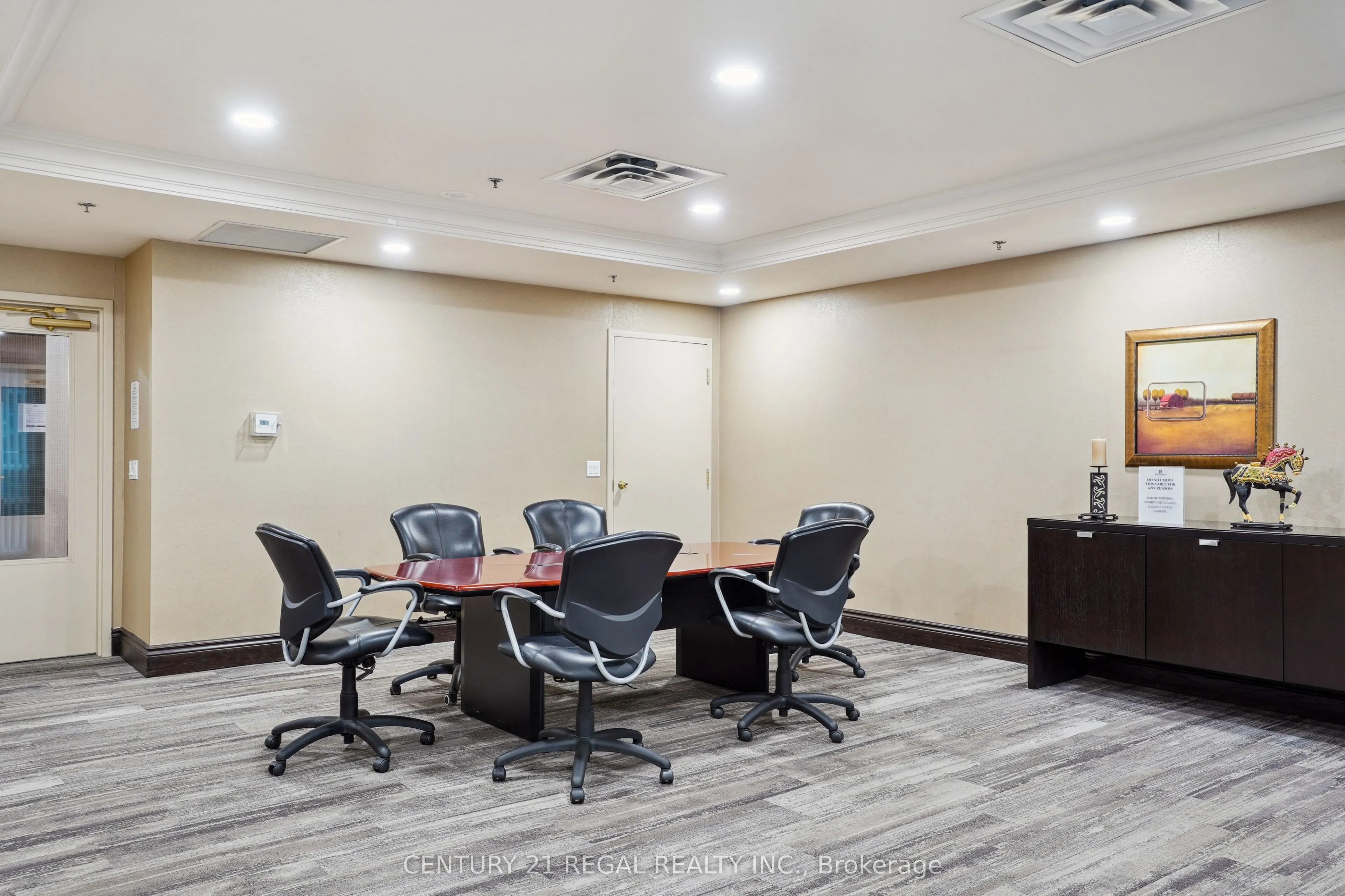 9 Michael Power Place, #1004