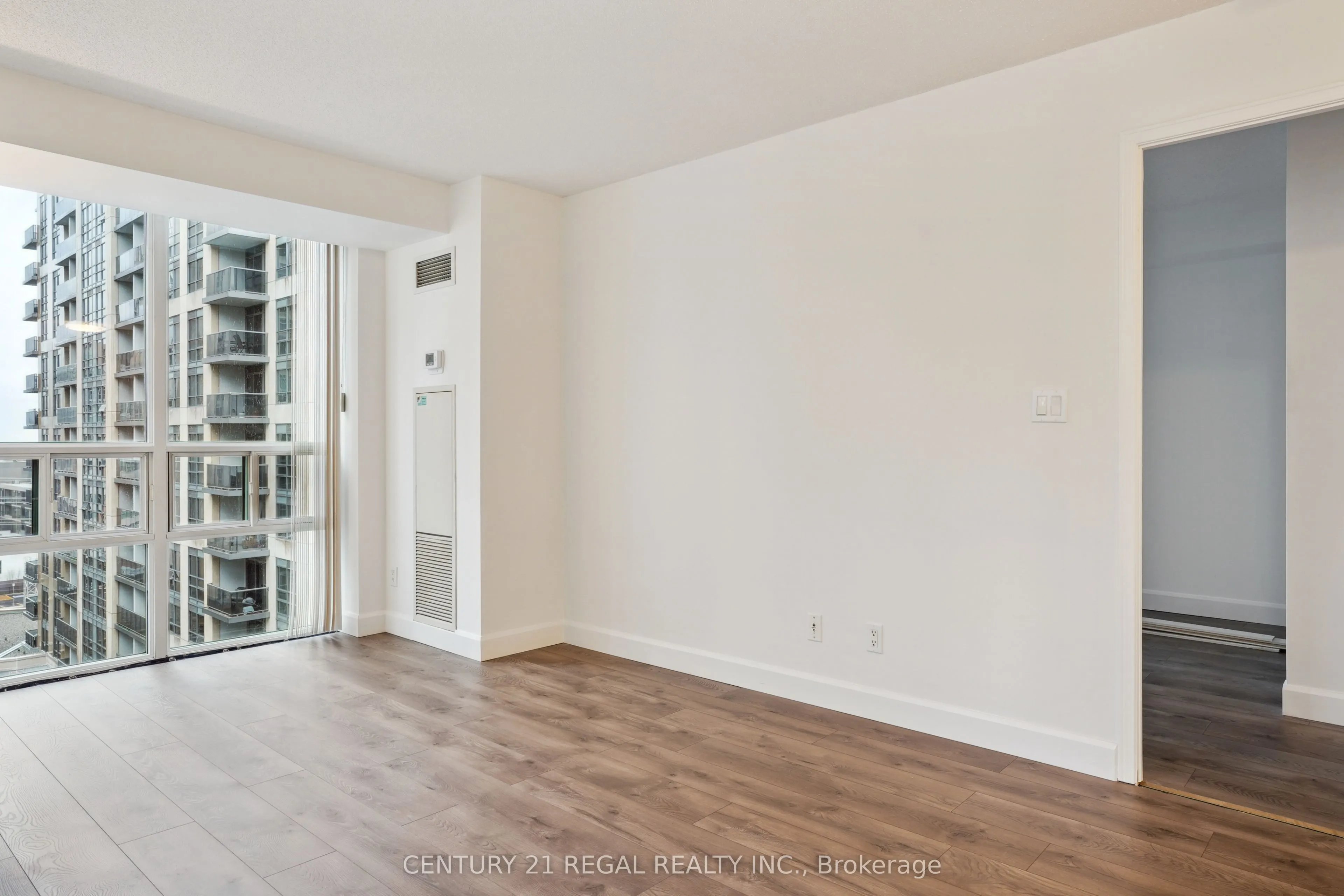 9 Michael Power Place, #1004