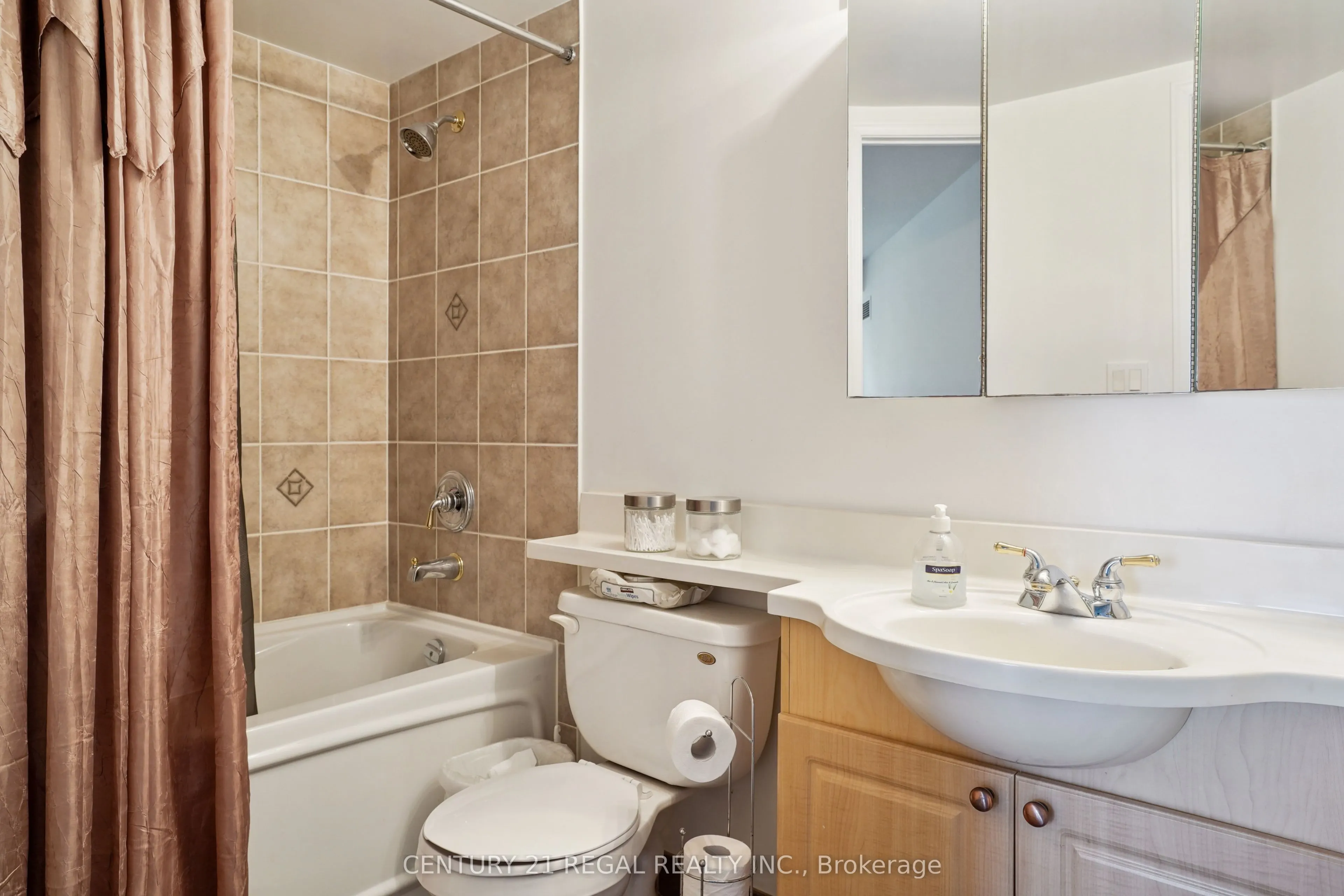 9 Michael Power Place, #1004