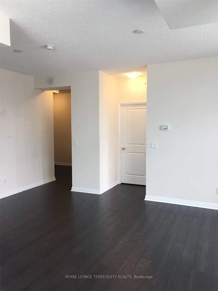 55 Eglinton Avenue W, #509