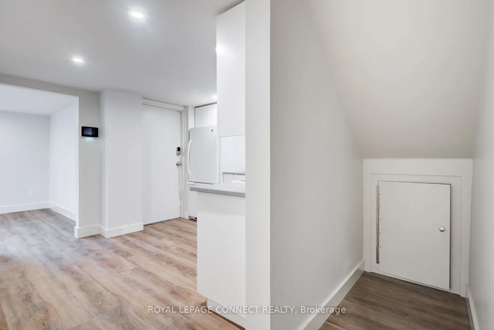 36 Hallam Street, #2