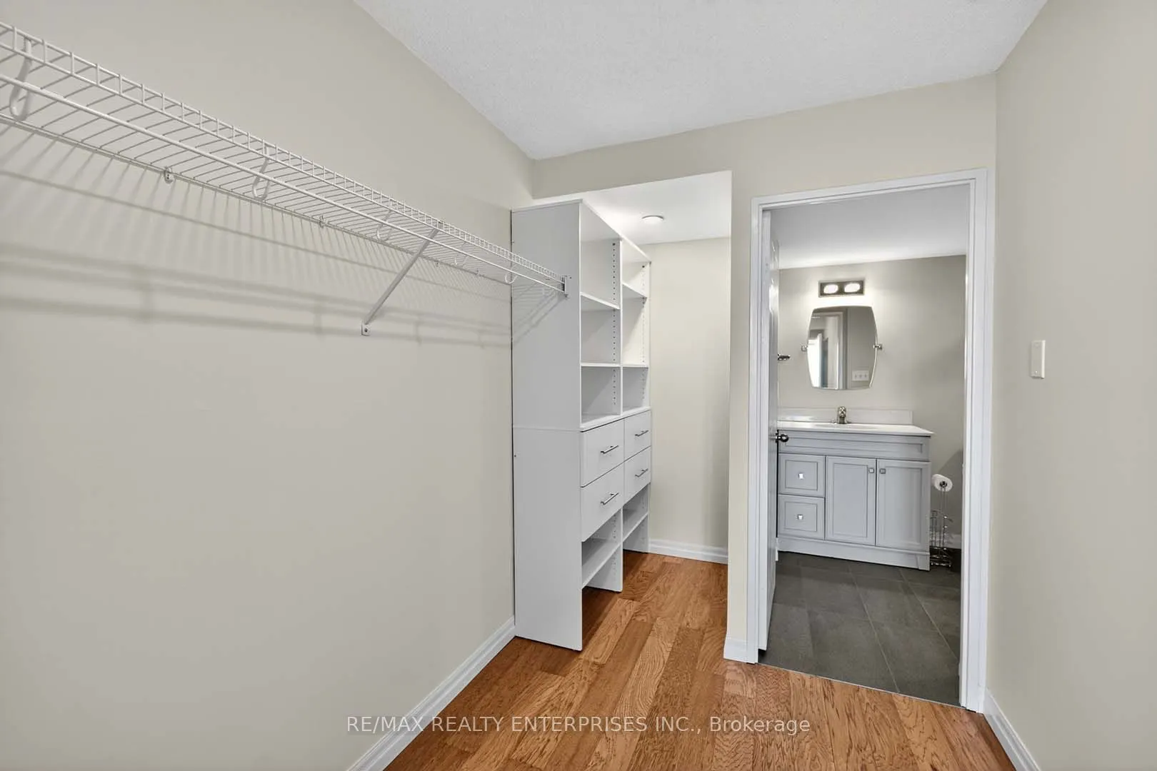 1110 Walden Circle, #507