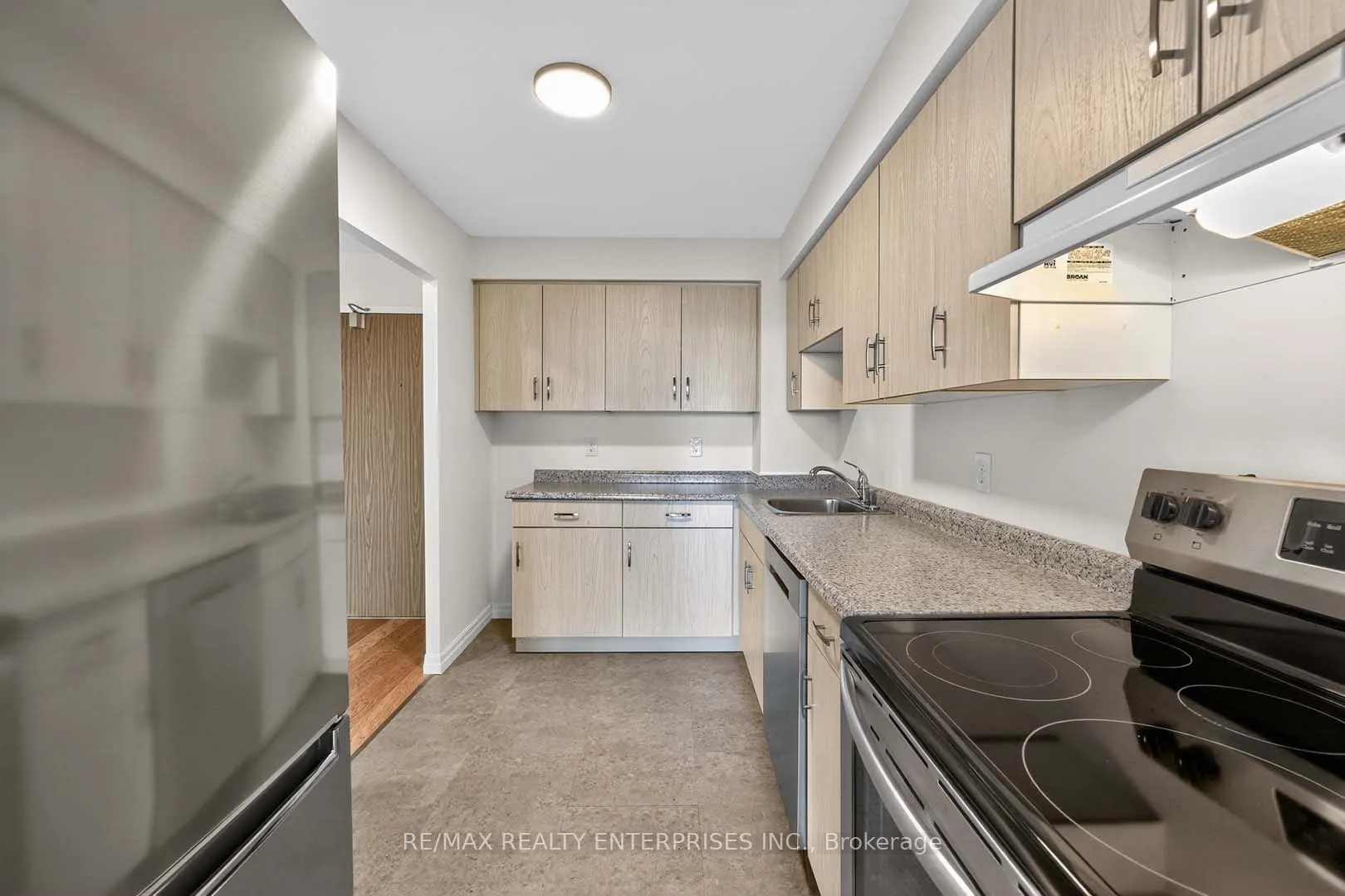 1110 Walden Circle, #507