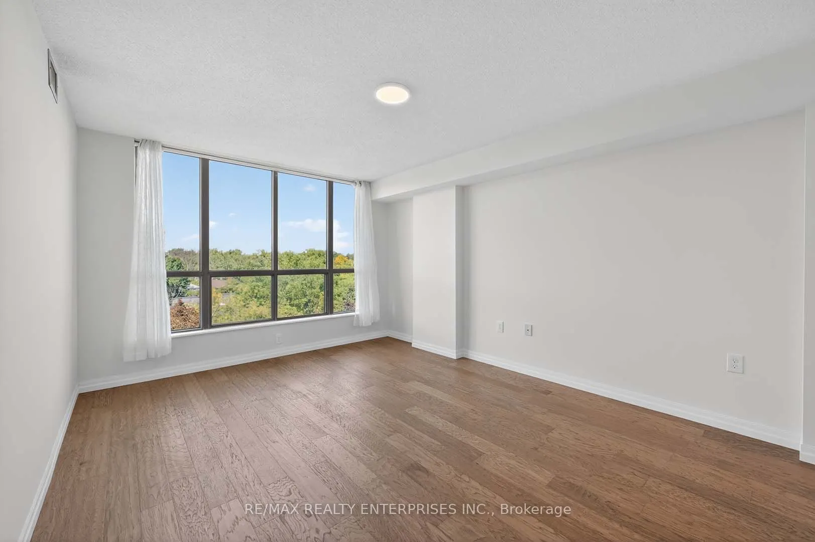 1110 Walden Circle, #507