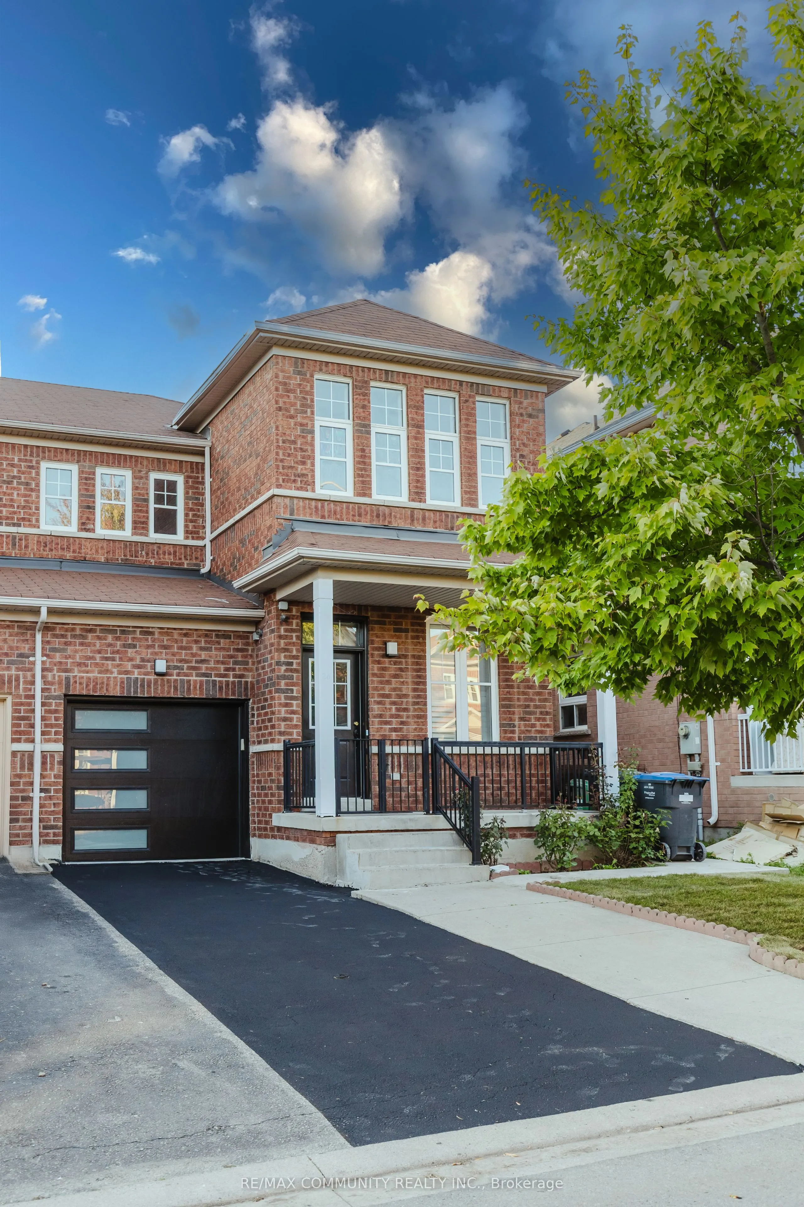 26 Ashdale Road