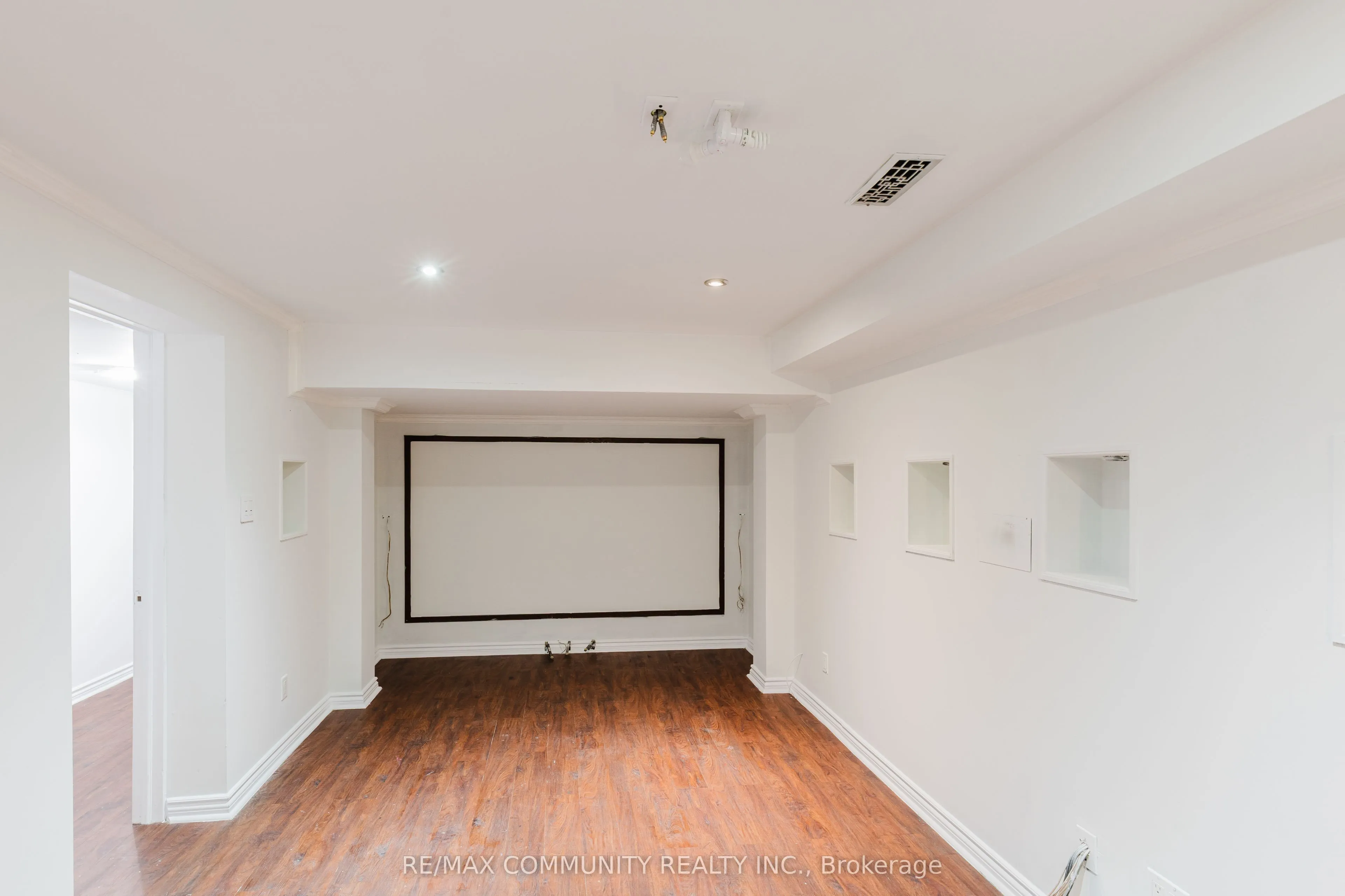 26 Ashdale Road