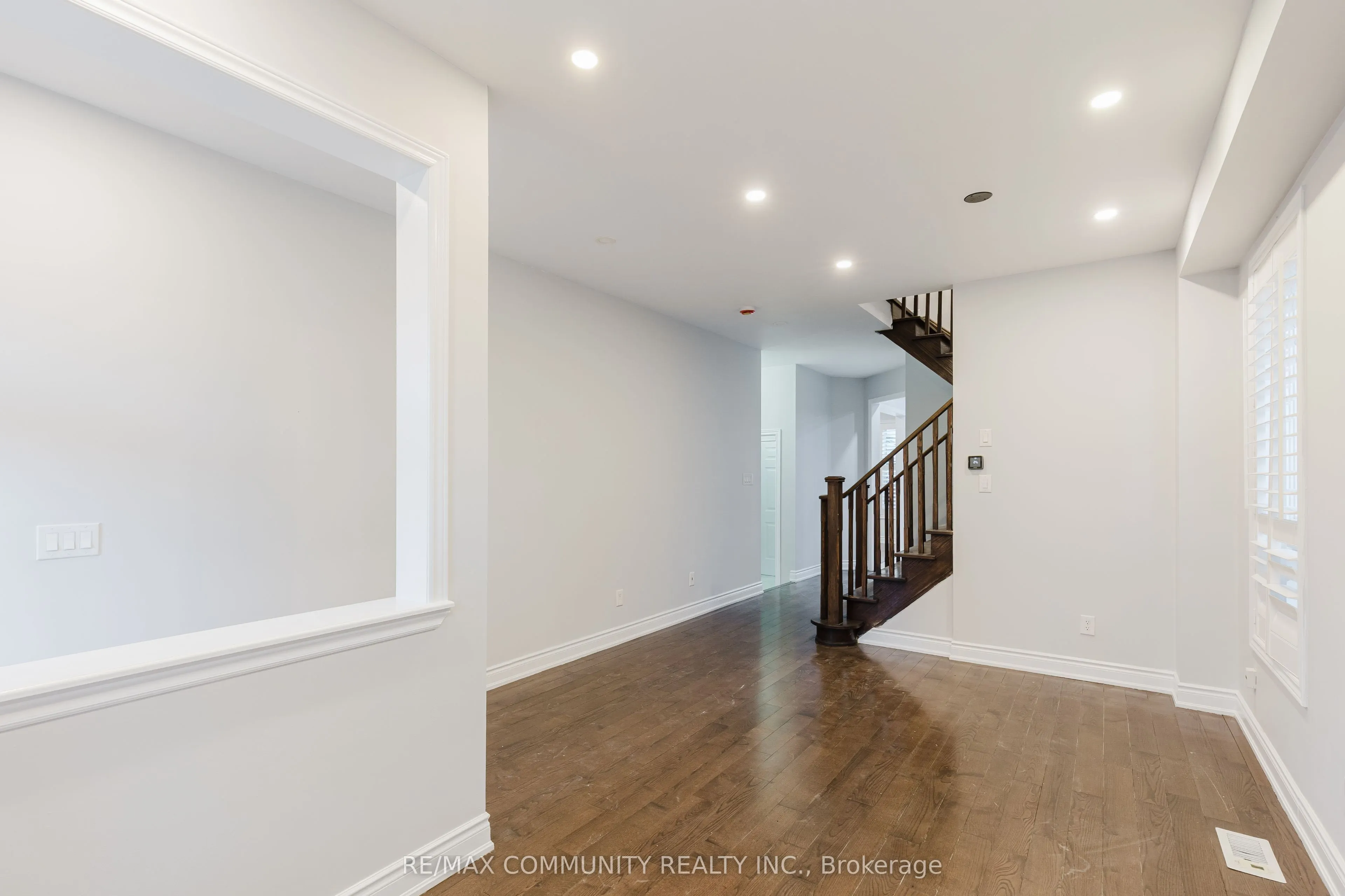 26 Ashdale Road