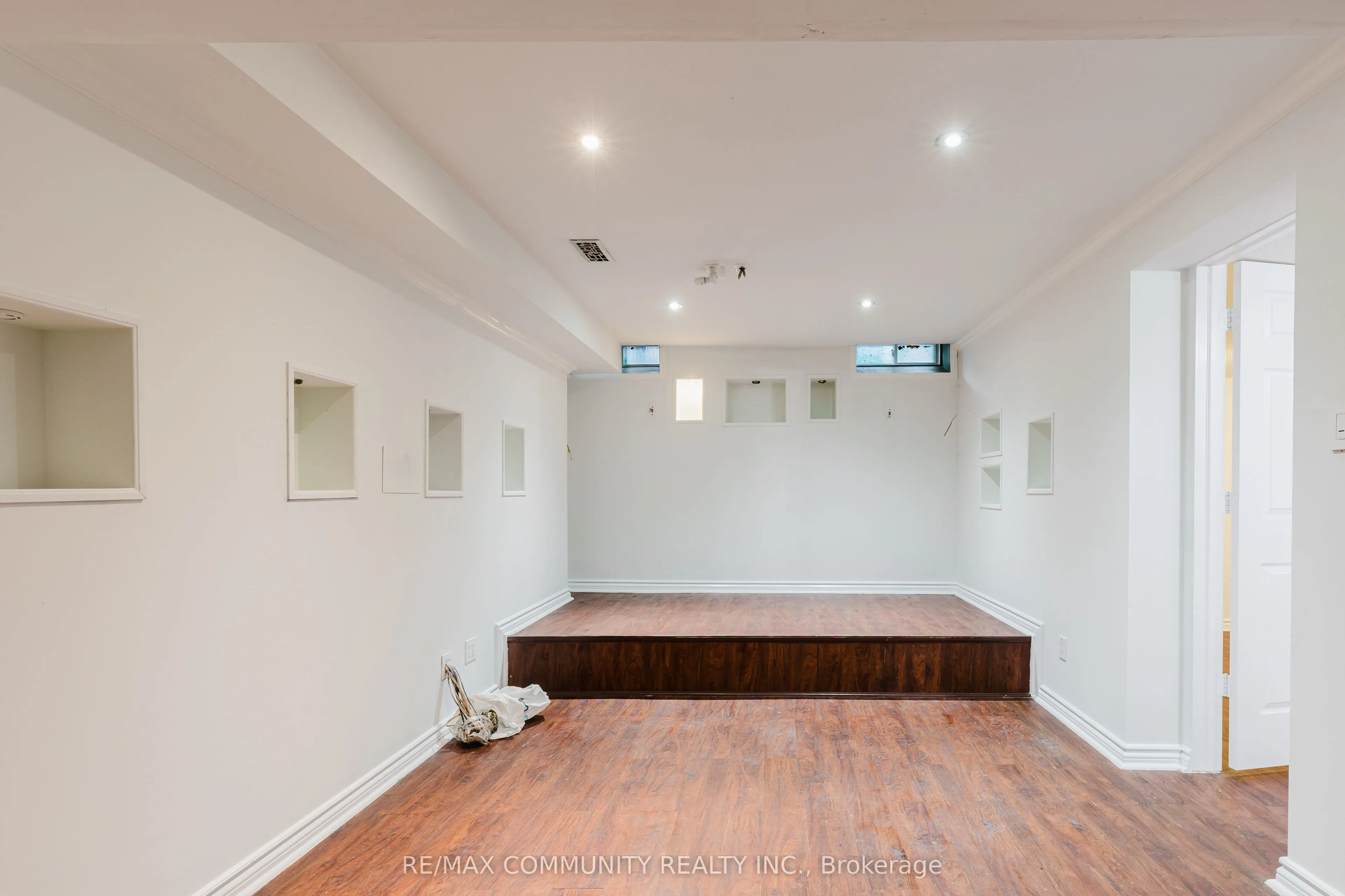 26 Ashdale Road