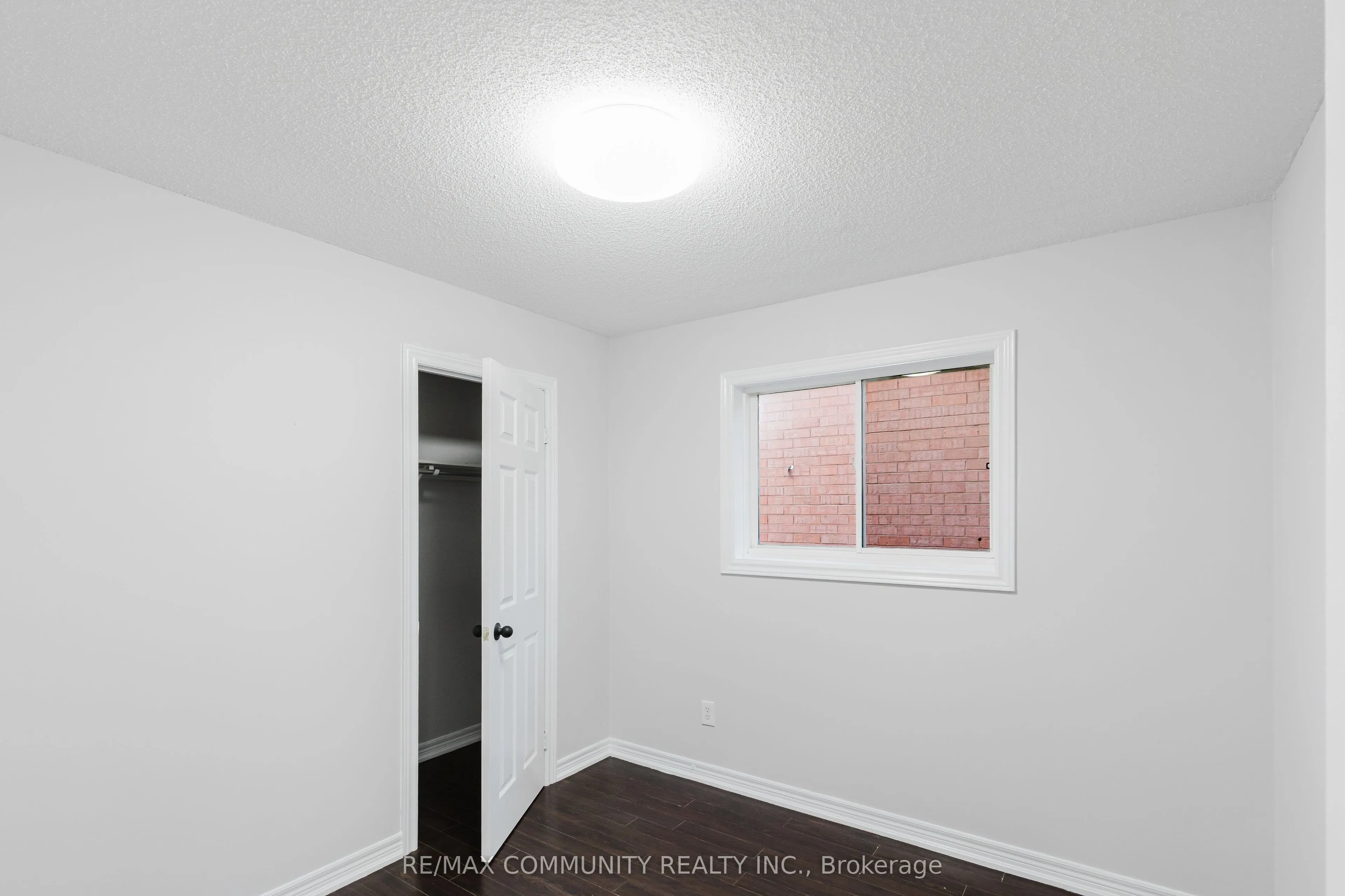 26 Ashdale Road