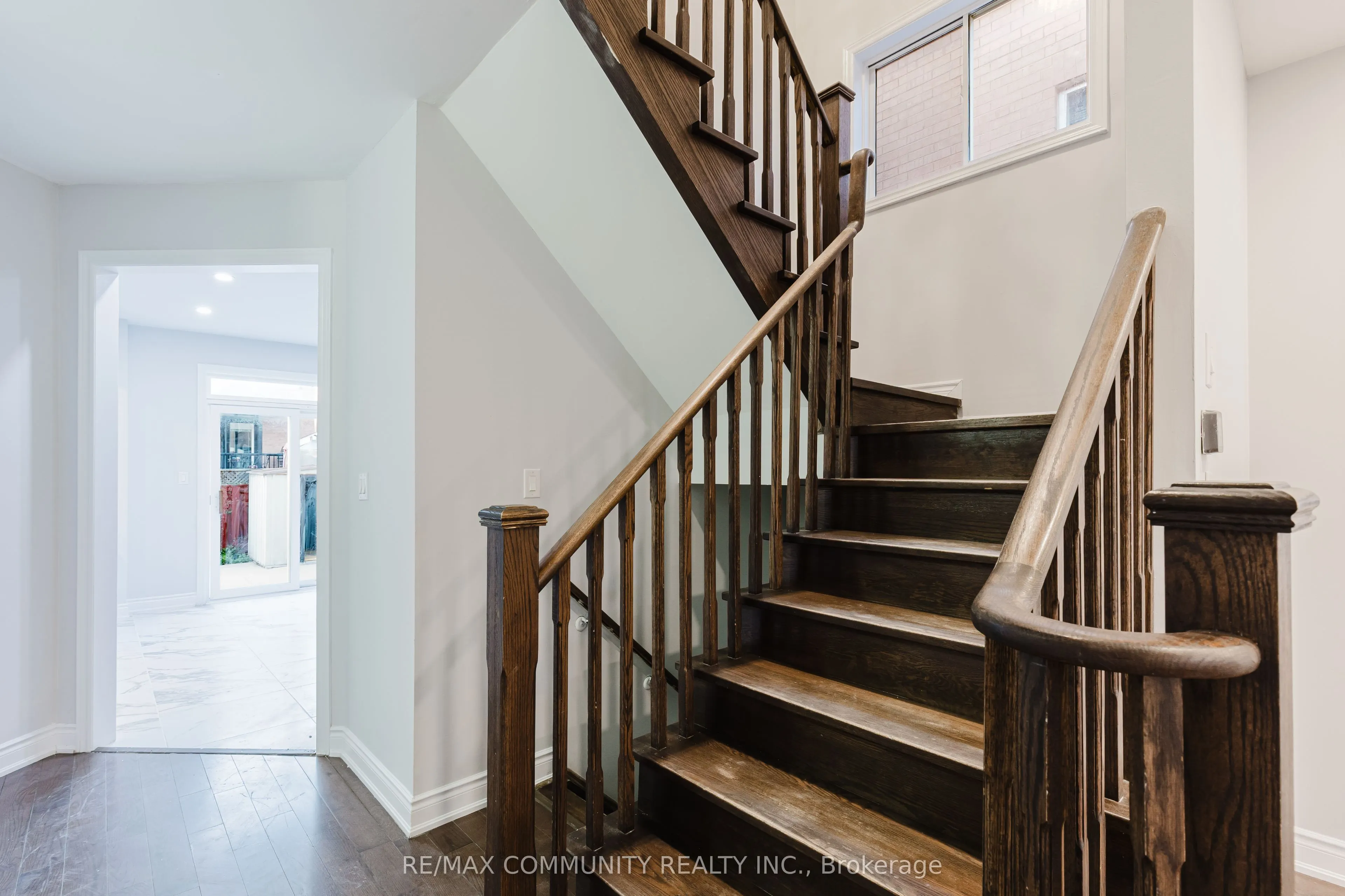 26 Ashdale Road