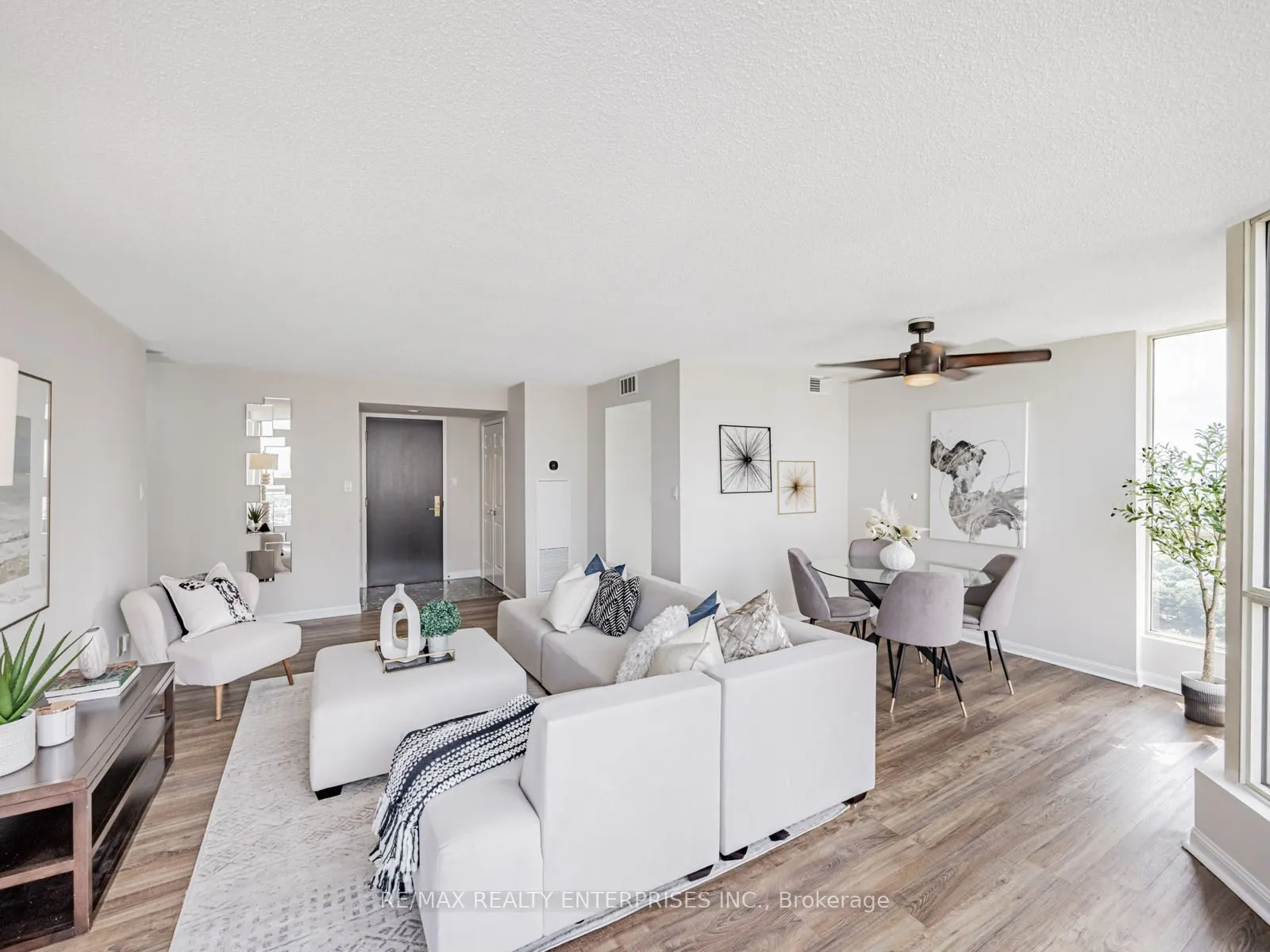 55 Kingsbridge Garden Circle, #2213