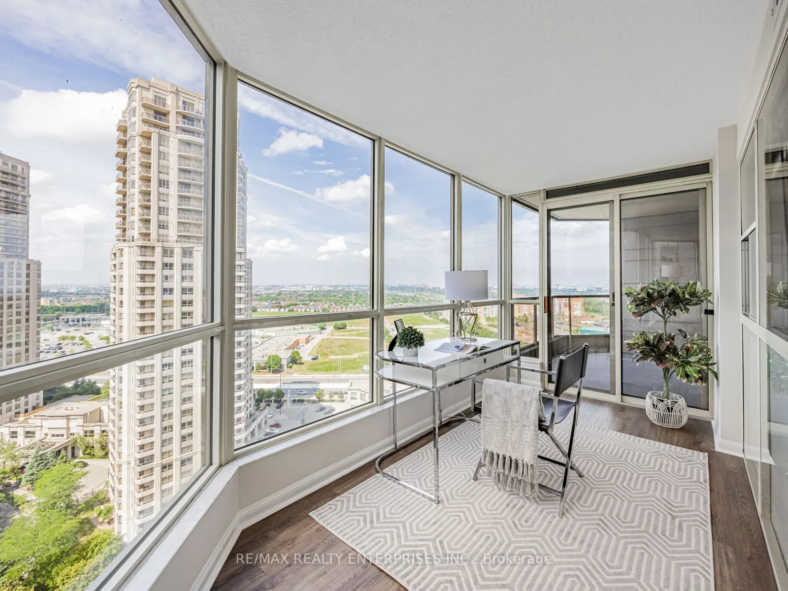 55 Kingsbridge Garden Circle, #2213