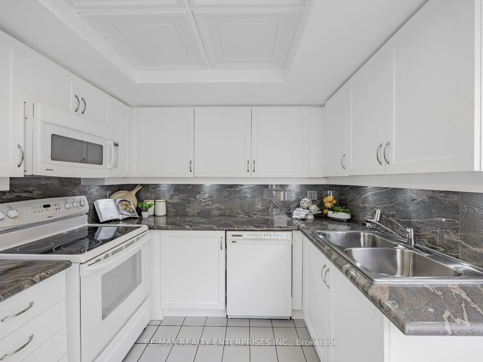 55 Kingsbridge Garden Circle, #2213